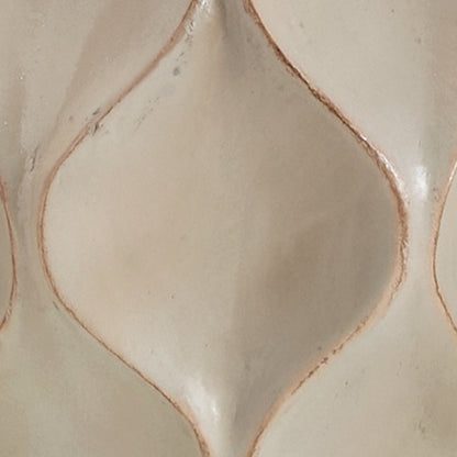 Edselham Distressed Cream Table Lamp - L235974