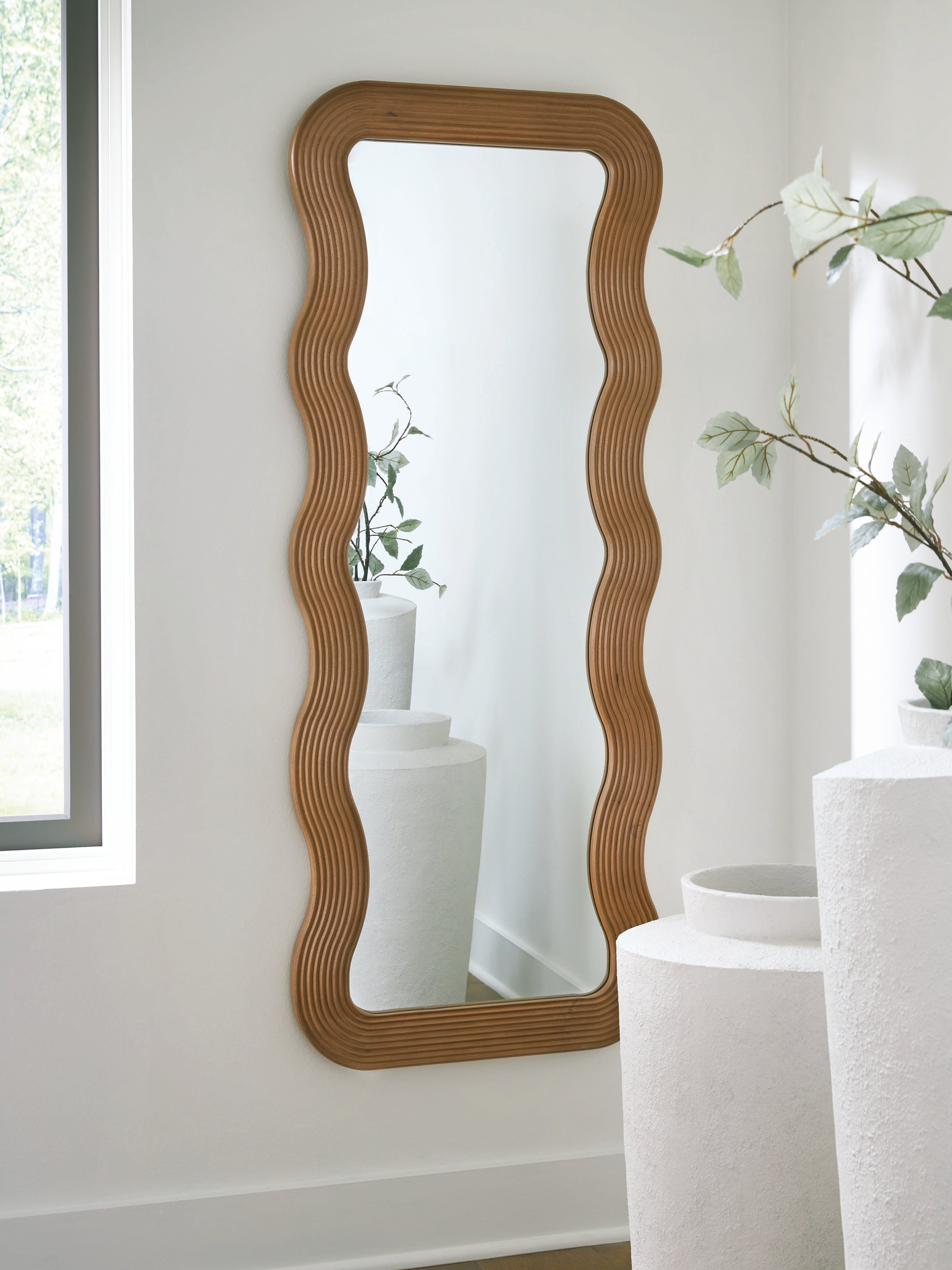 Ellisonville Brown Floor Mirror - A8010413
