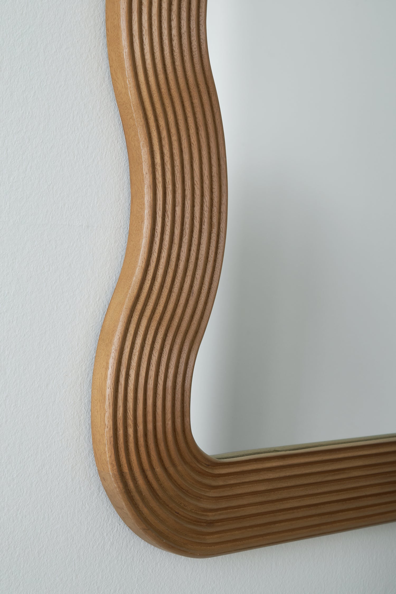 Ellisonville Brown Floor Mirror - A8010413