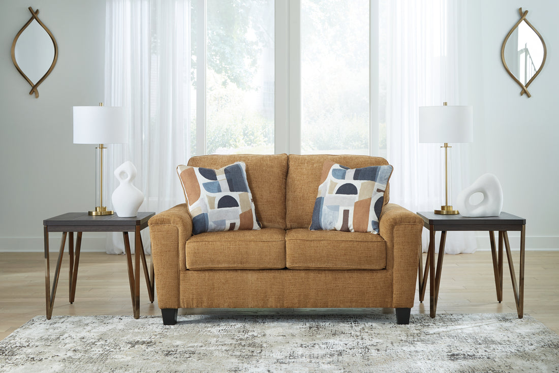 Erinslane Honey Loveseat - 2520735