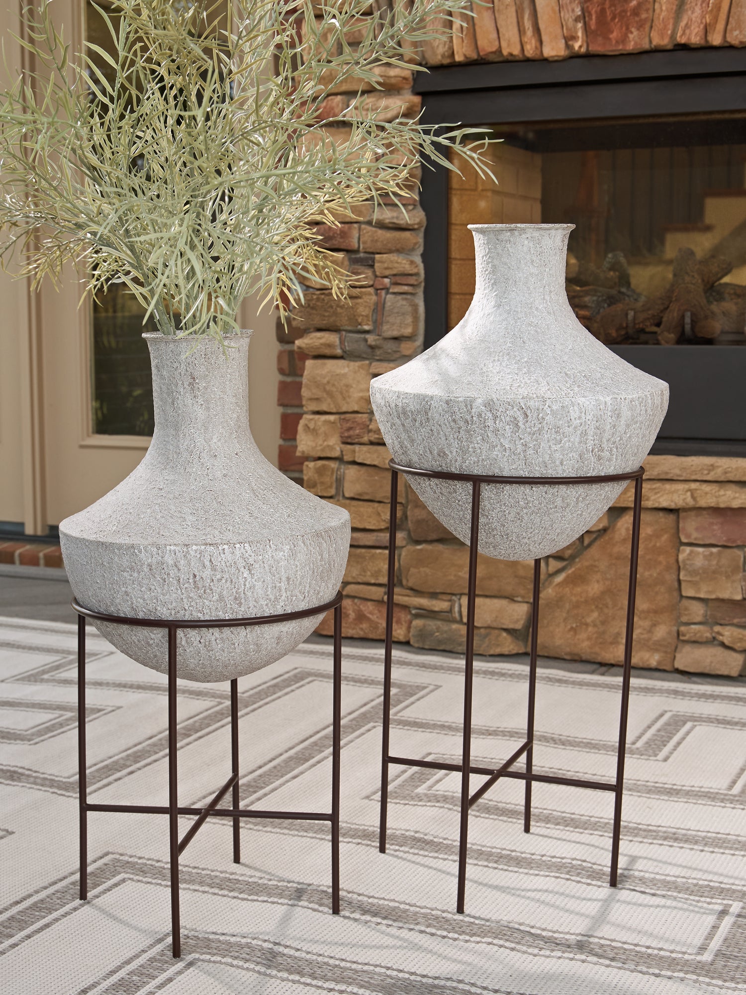 Estonbank Vase Set - A2000748A1