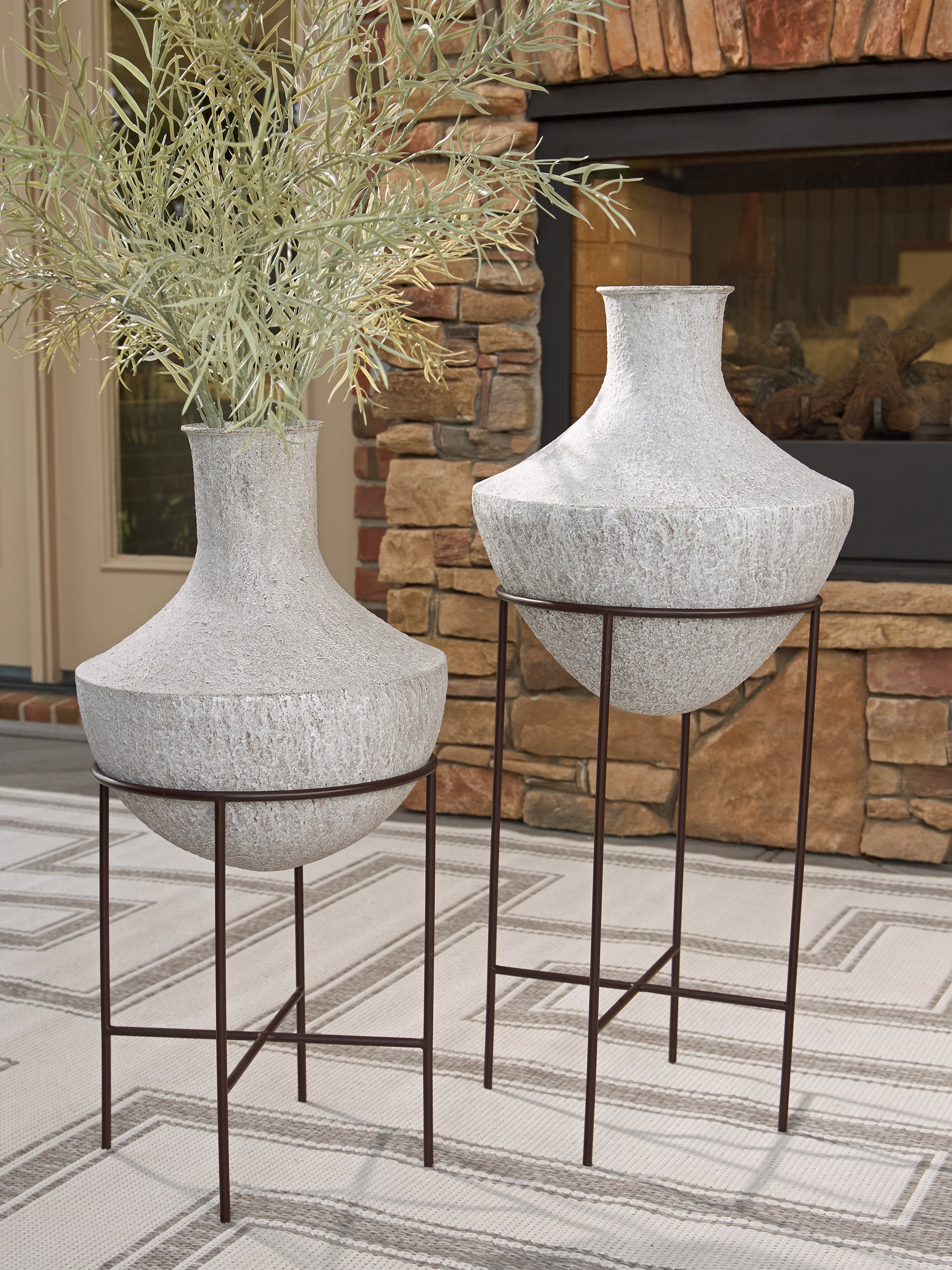 Estonbank Vase Set - A2000748A1