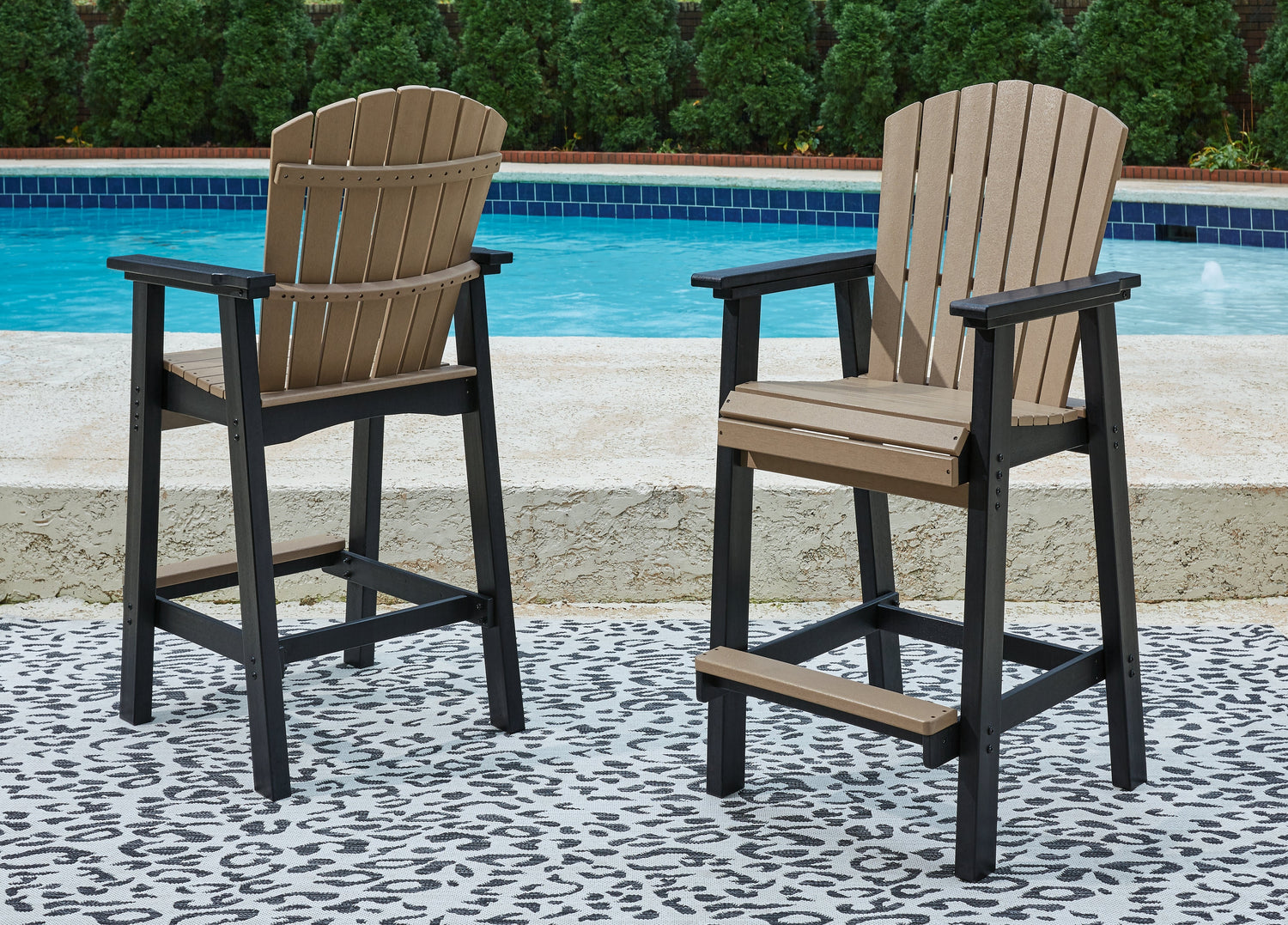 Fairen Trail Outdoor Bar Table and 2 Barstools in Black/Driftwood - PKG009512