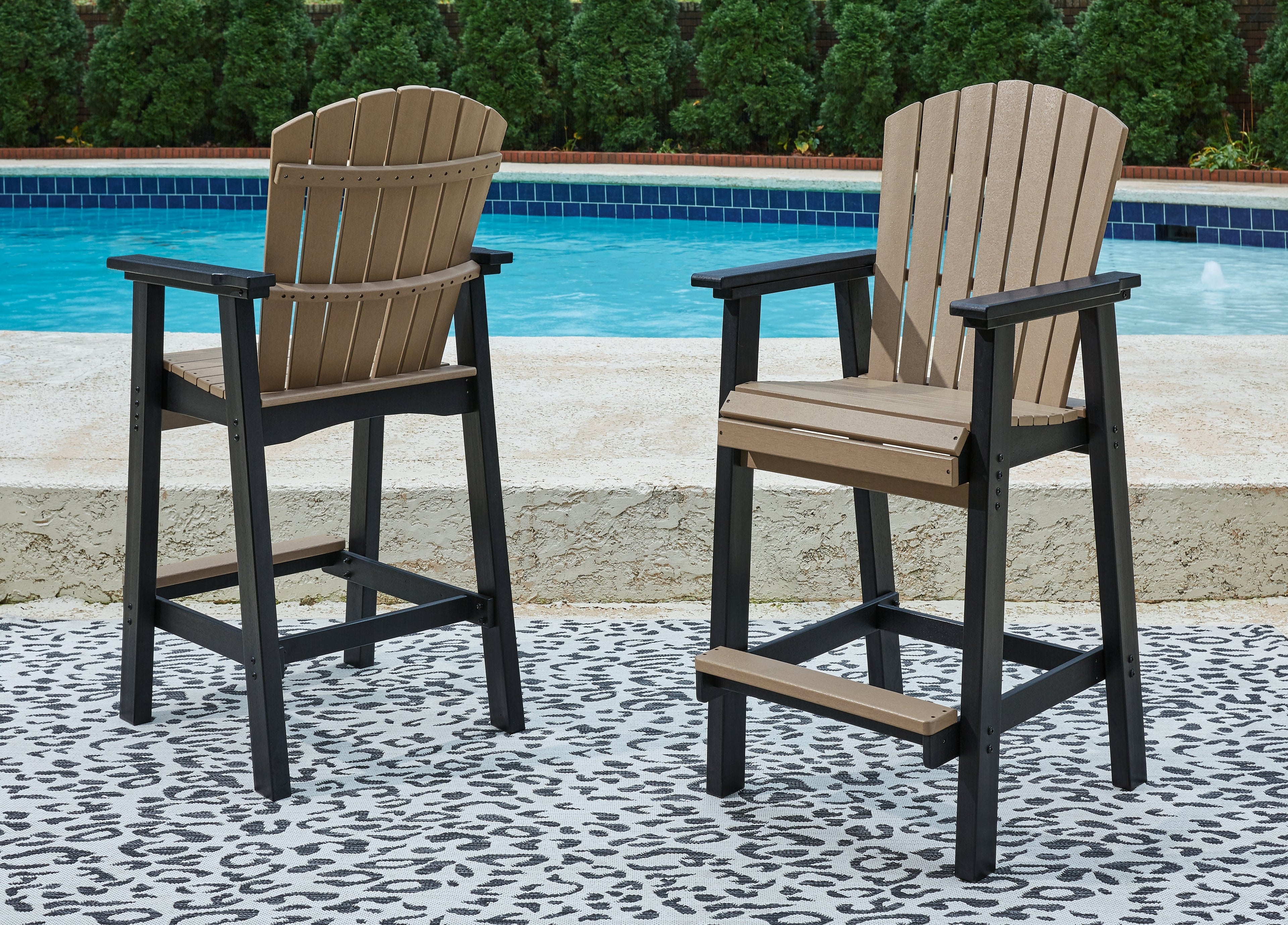 Fairen Trail Outdoor Bar Table and 2 Barstools in Black/Driftwood - PKG009512