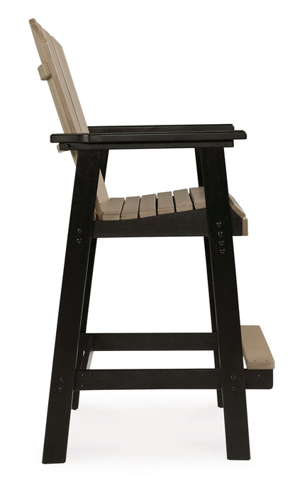 Fairen Trail Outdoor Bar Table and 2 Barstools in Black/Driftwood - PKG009512