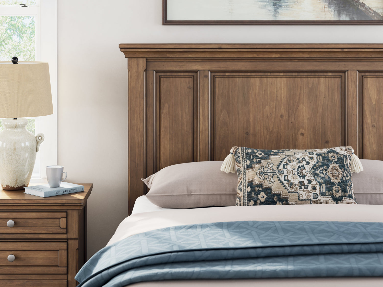 Feddinger Queen Panel Bed with Mirrored Dresser in Medium Brown from Ashley - Luna Furniture