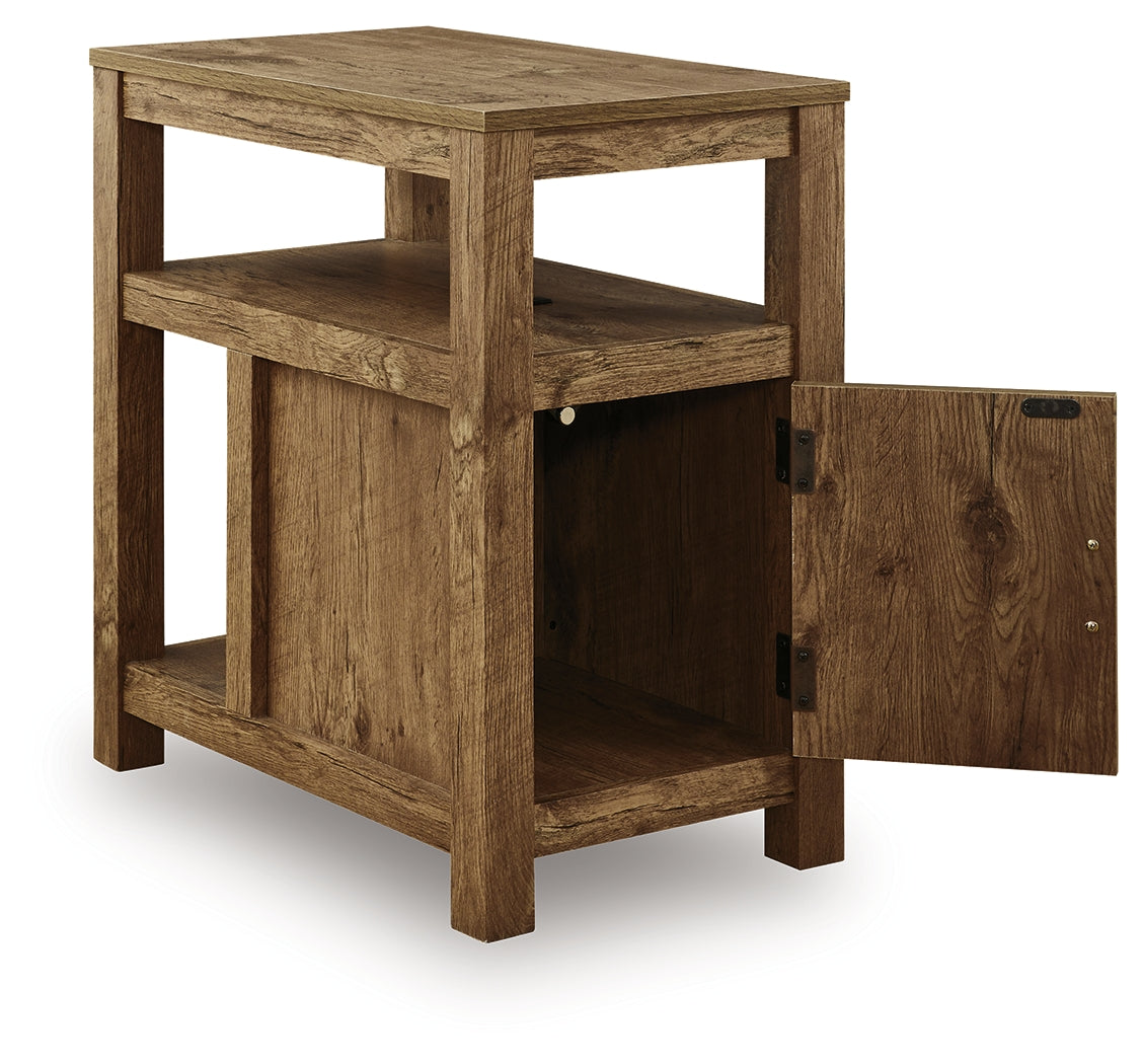 Fendenmore Brown Chairside End Table - T190-117