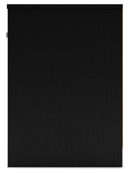 Finch Queen Panel Platform Bed with Dresser, Chest and 2 Nightstands in Black/Brown - PKG017944
