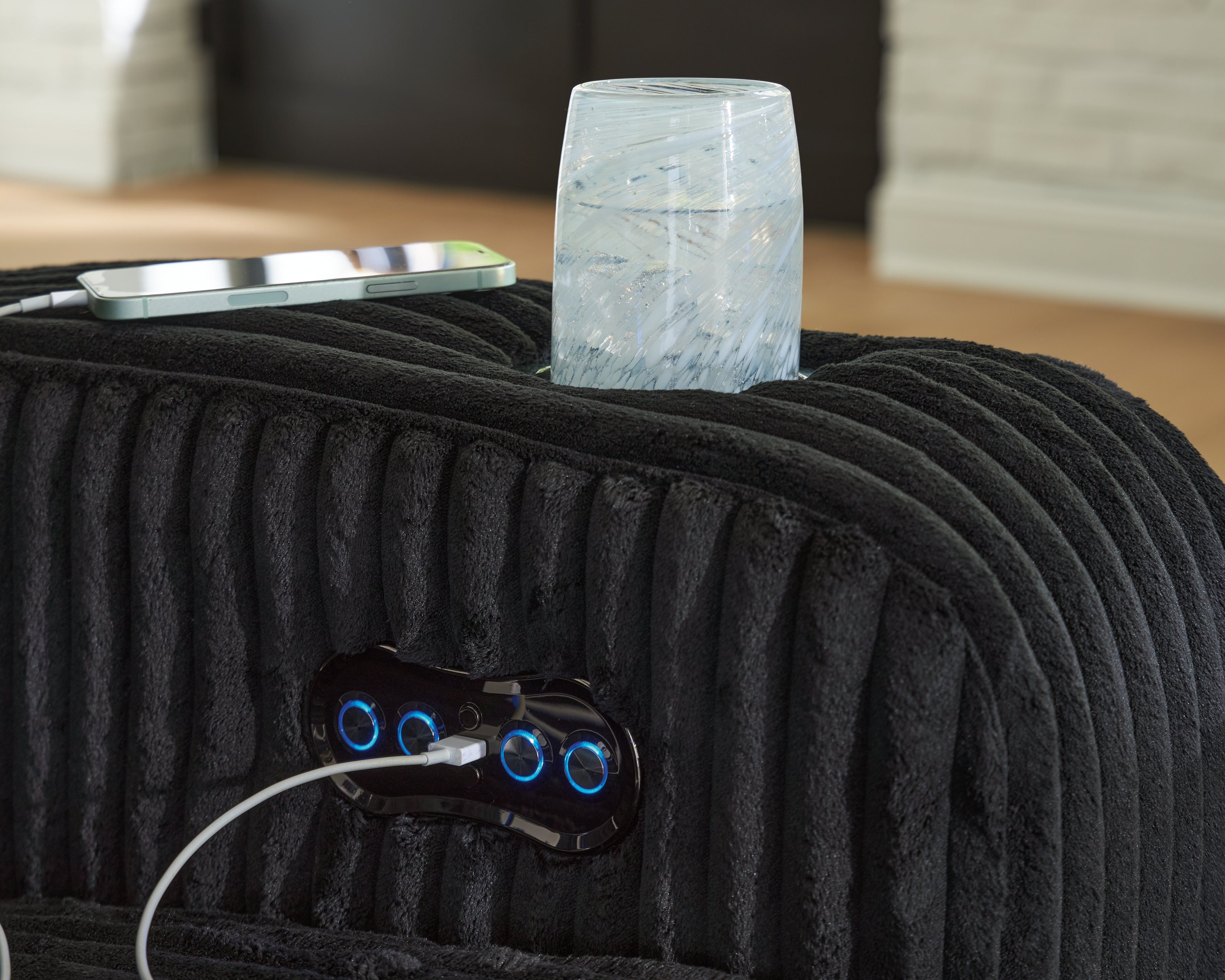 Forest Lake Black Power Reclining Loveseat with Console - PC6420218