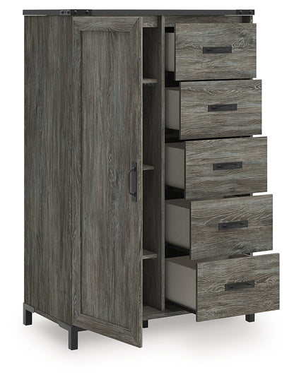 Frandern Queen Panel Bed, Dresser, Mirror, Chest and 2 Nightstands - B4480B29