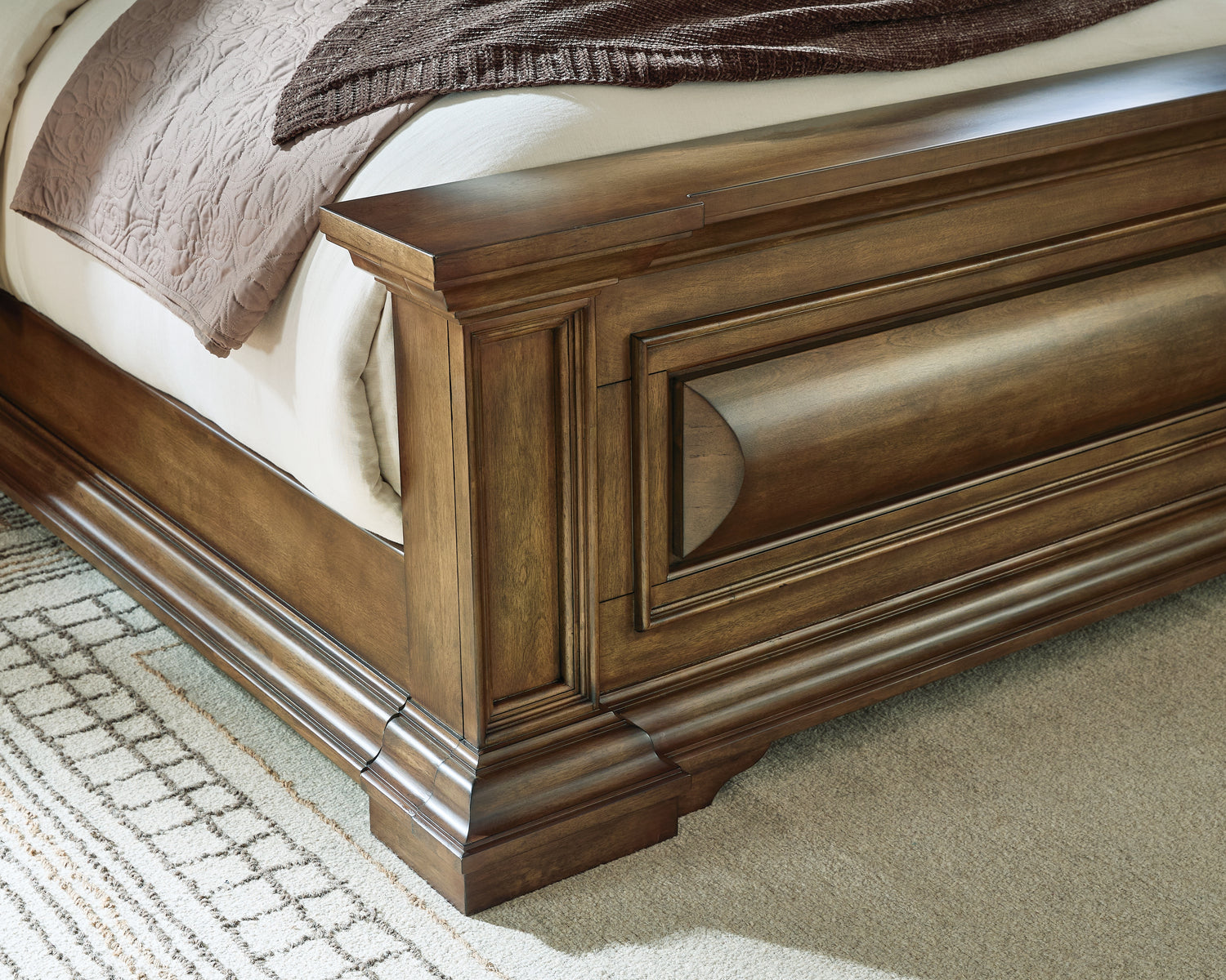 Frantanna Brown California King Panel Bed - PCB949B7