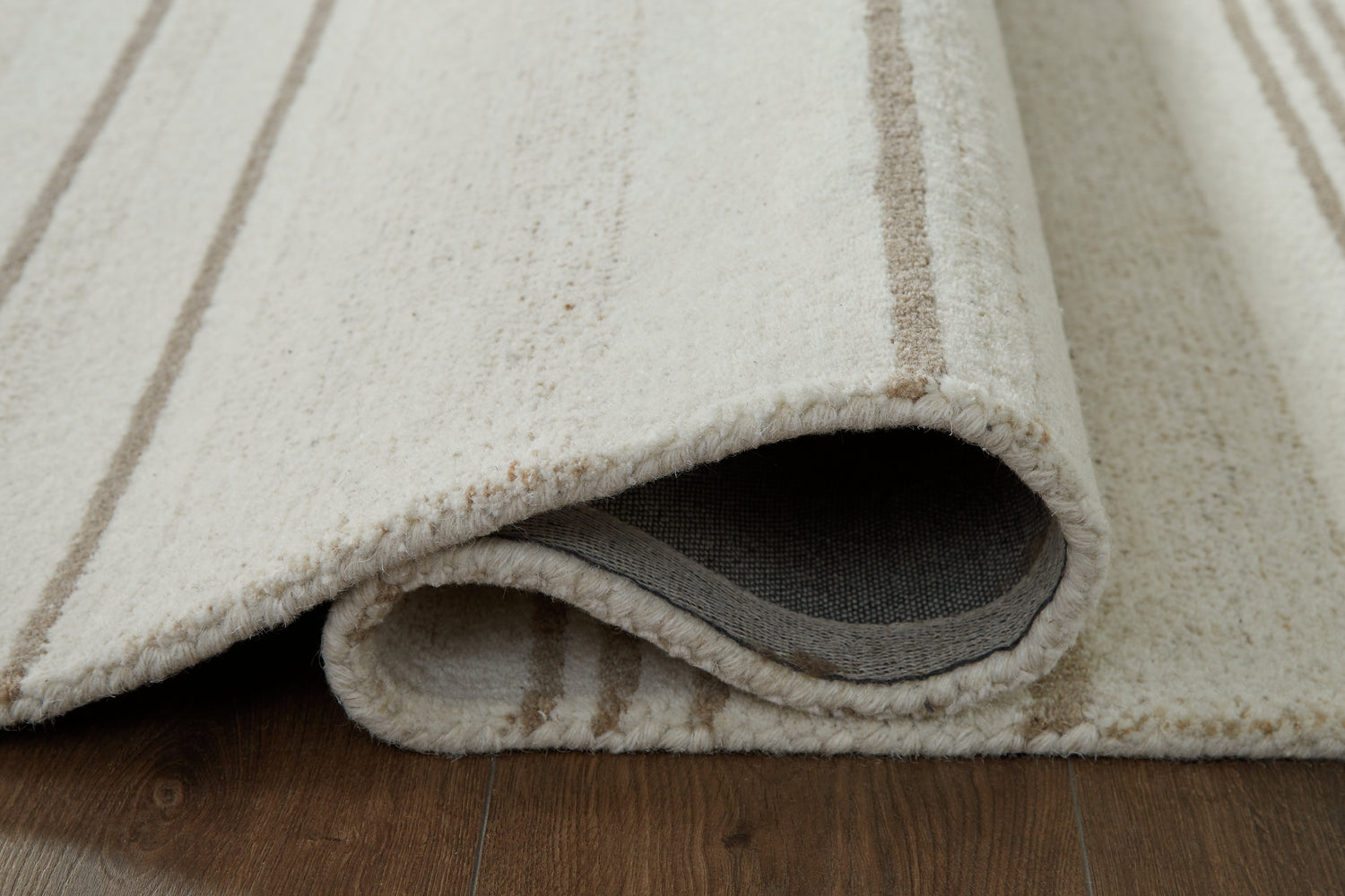 Gadence Ivory/Tan Medium Rug - R407642