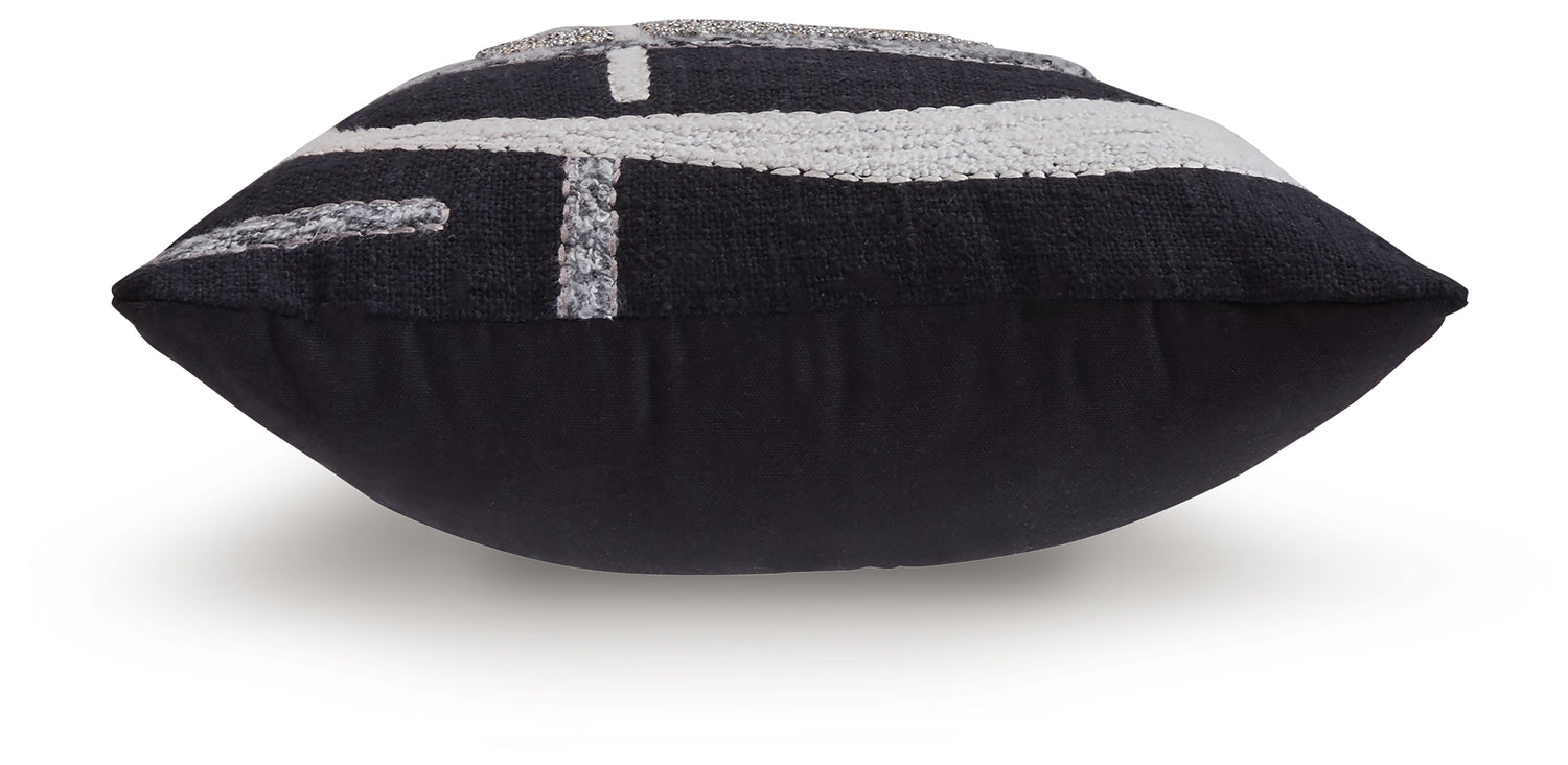 Gavrileigh Black/Gray/Ivory Pillow (Set of 4) - A1001113