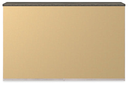 Gerridan King Panel Bed with Dresser and 2 Nightstands in White/Gray - PKG019130