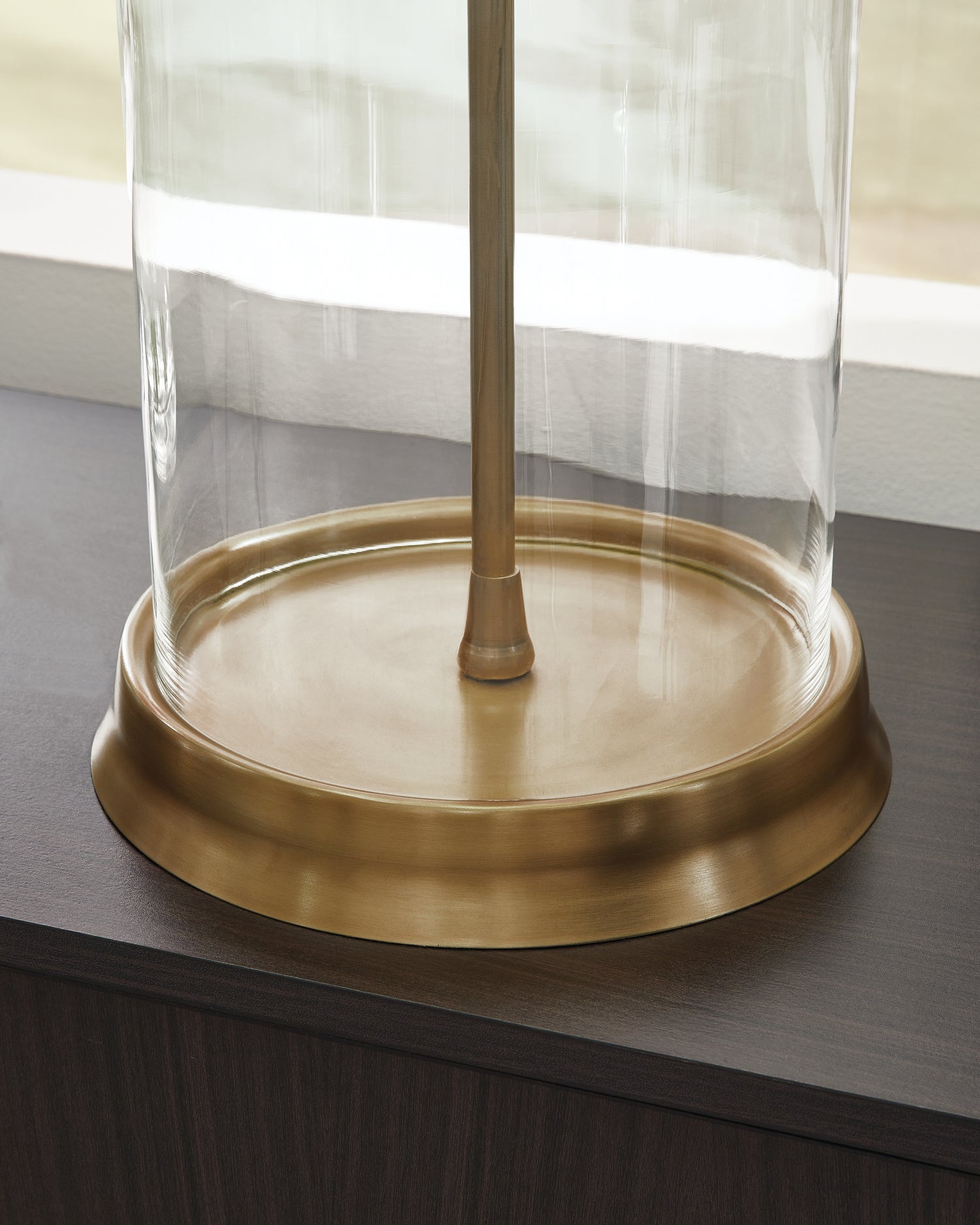 Gizeh Clear/Gold Finish Table Lamp - L430954