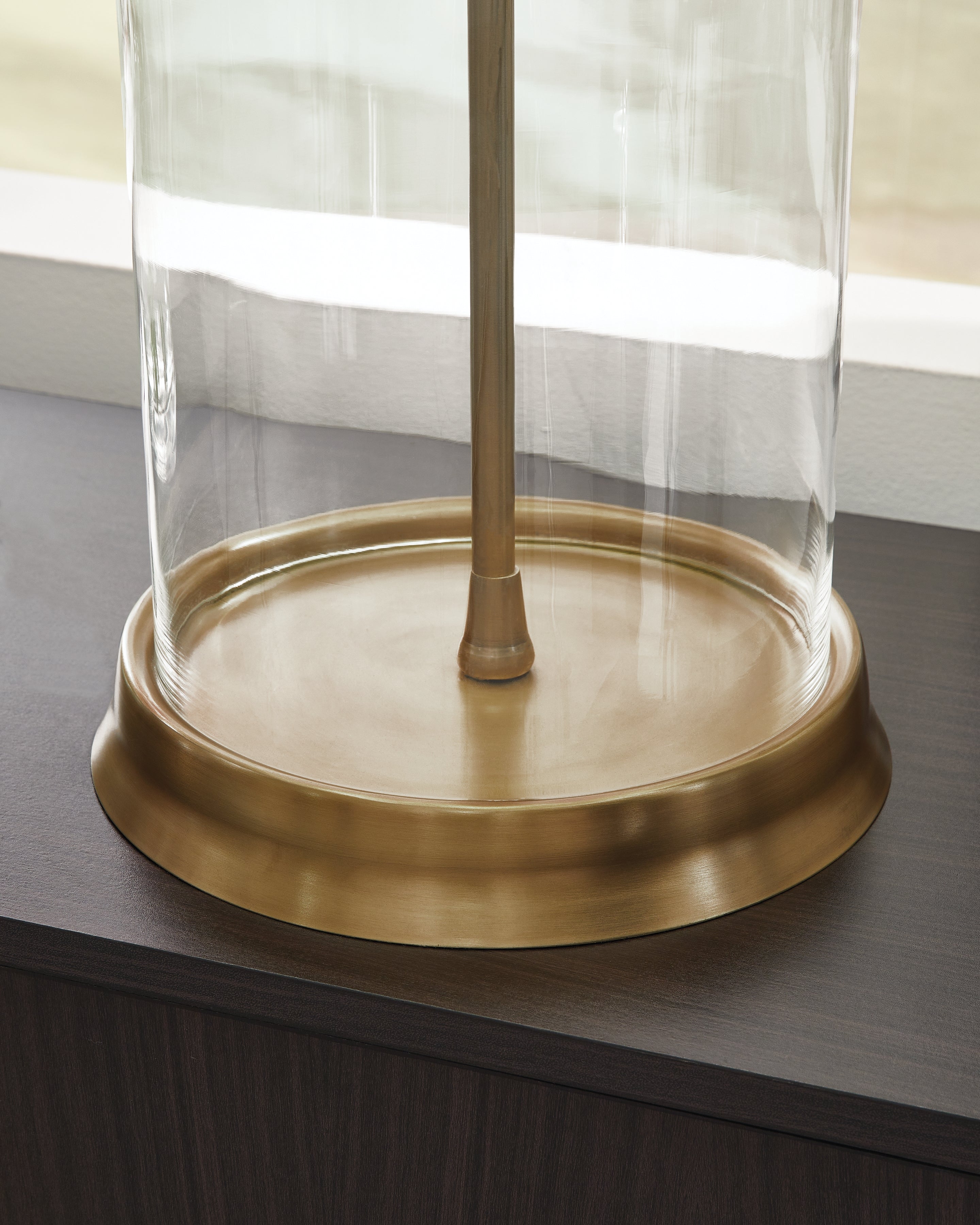 Gizeh Clear/Gold Finish Table Lamp - L430954