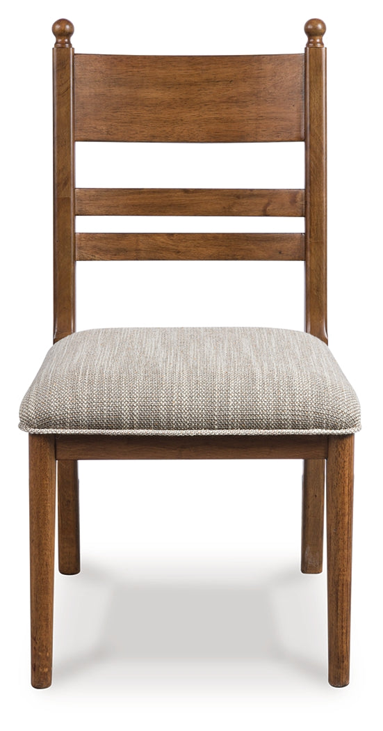 Greddinton Extension Dining Table and 4 Chairs - PCD824D7