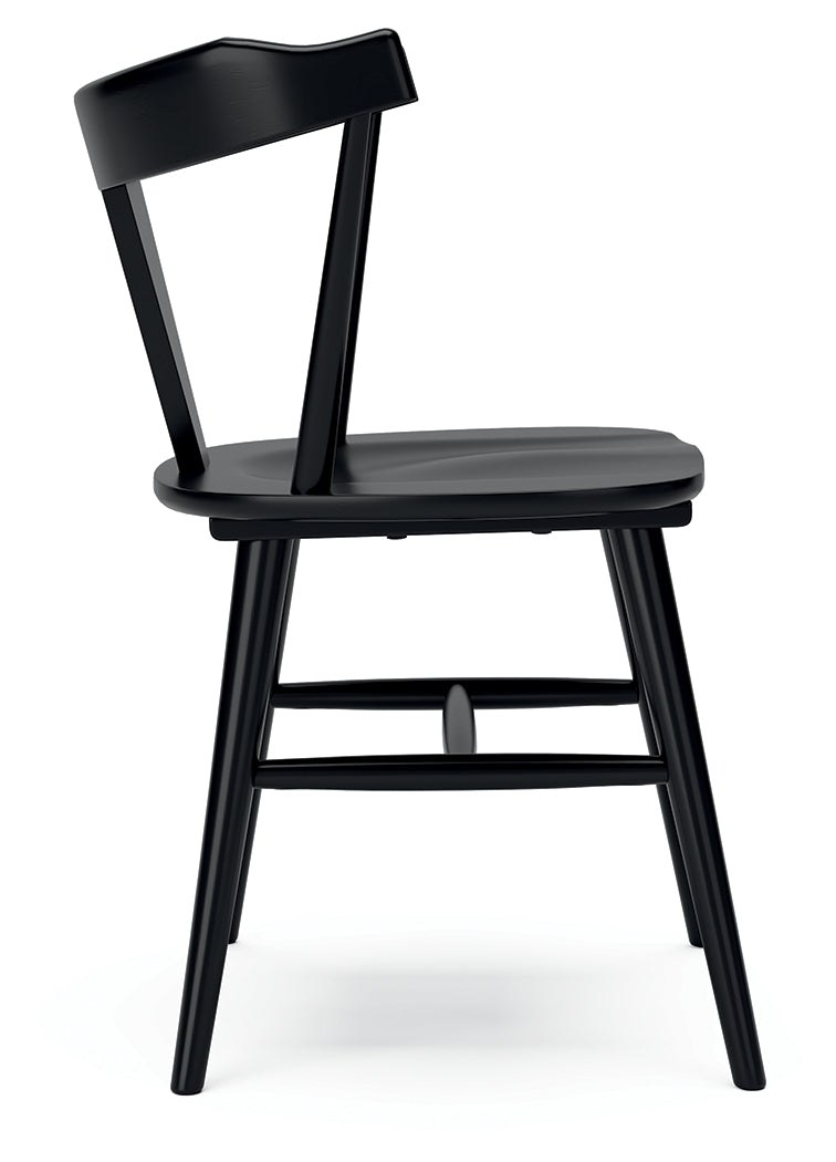 Gretlynn Black Dining Chair, Set of 2 - D501-02