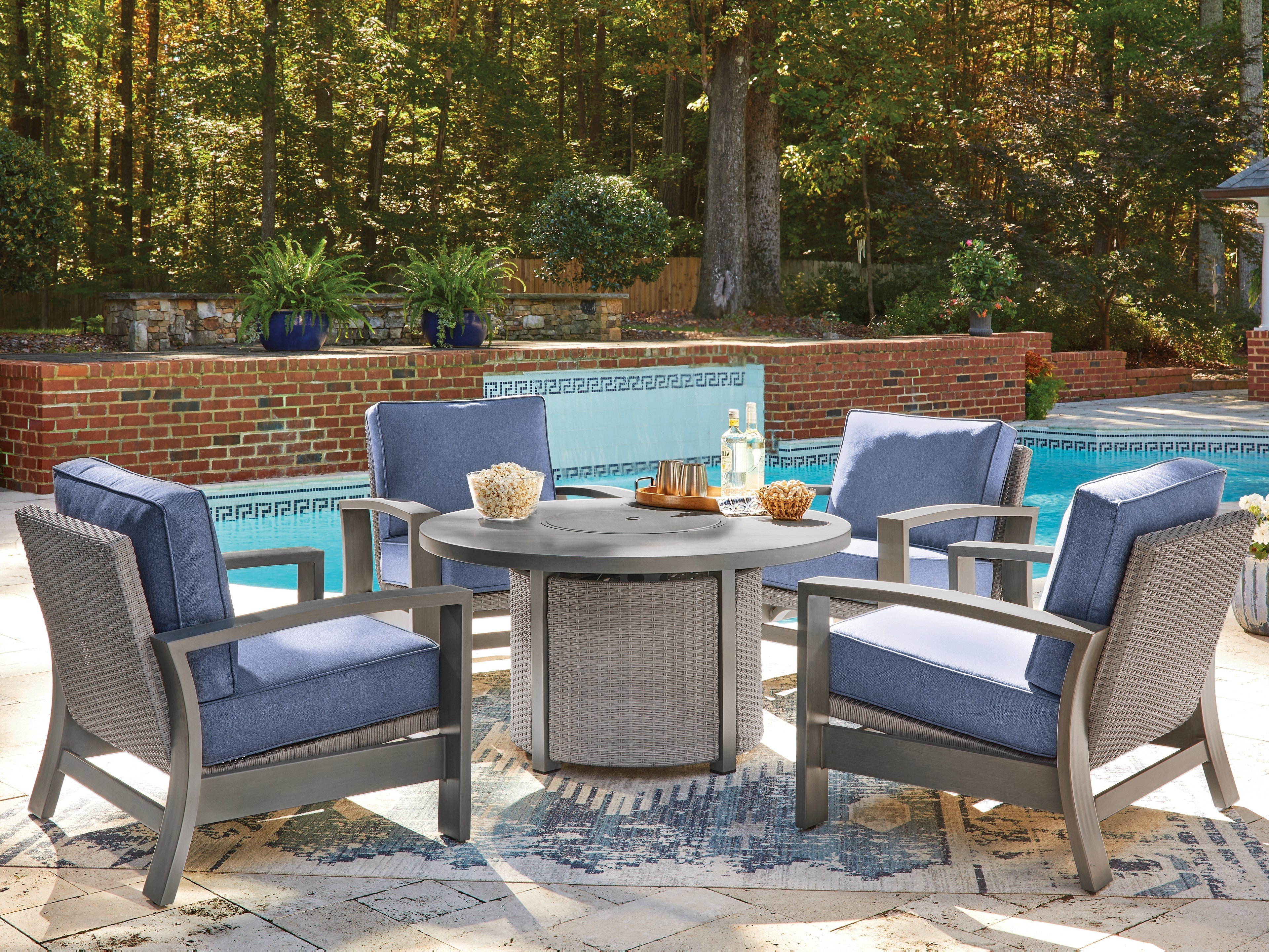 Half Moon Beach Outdoor Fire Pit Table and 4 Chairs in Gray from Ashley - Luna Furniture