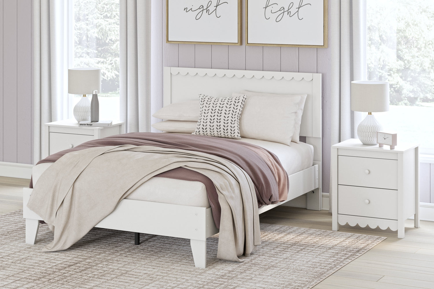 Hallityn Full Panel Headboard with Dresser and Chest in White - PKG018834