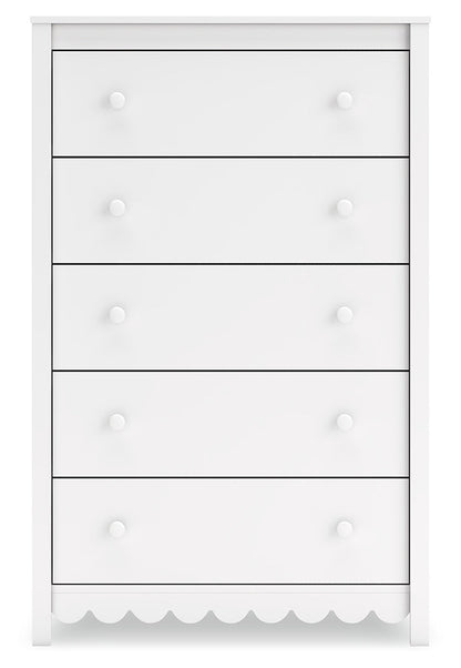 Hallityn Full Panel Platform Bed with Dresser, Chest and 2 Nightstands in White - PKG019039