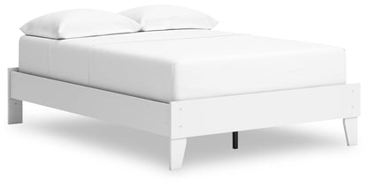 Hallityn Full Platform Bed with Dresser and Chest in White - PKG018818
