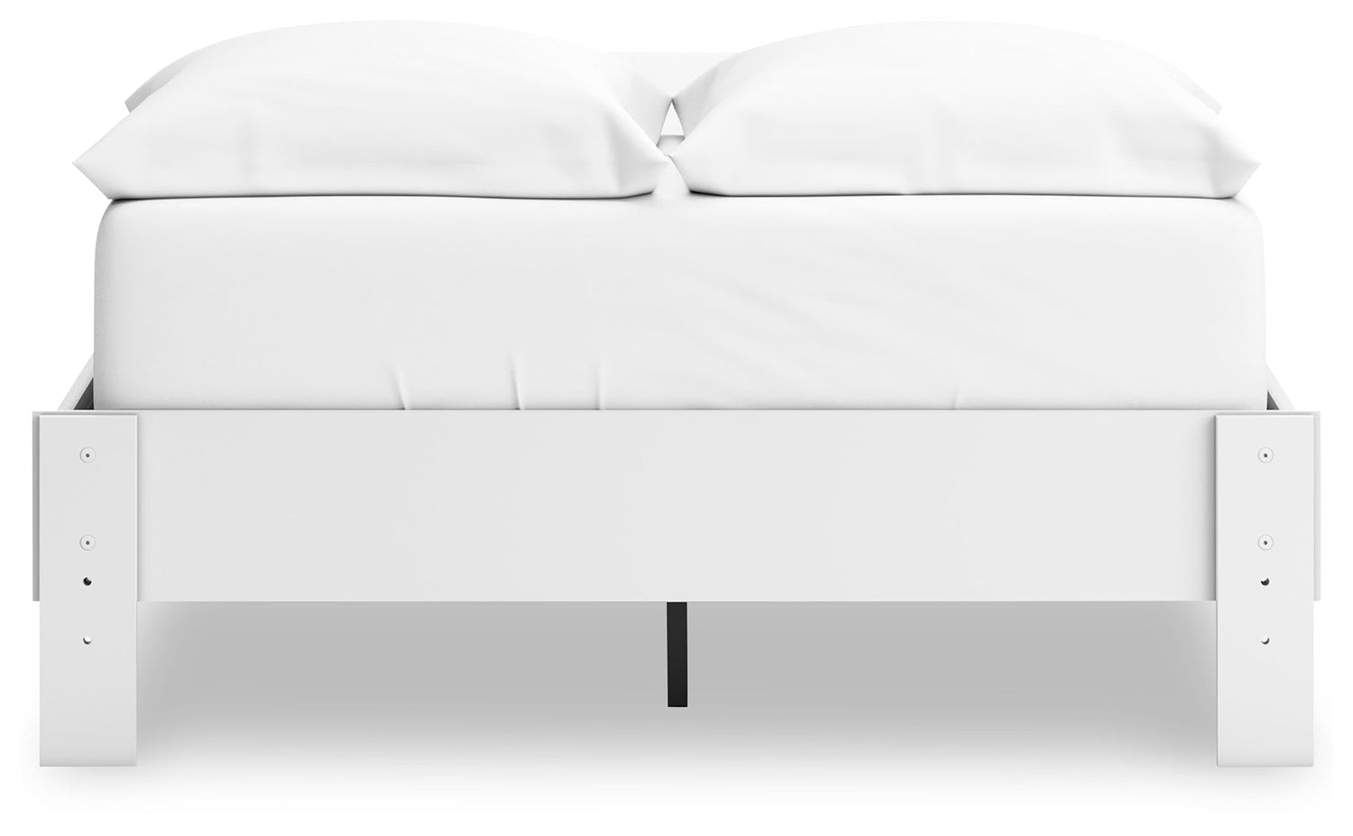 Hallityn Full Platform Bed with Dresser and Chest in White - PKG018818