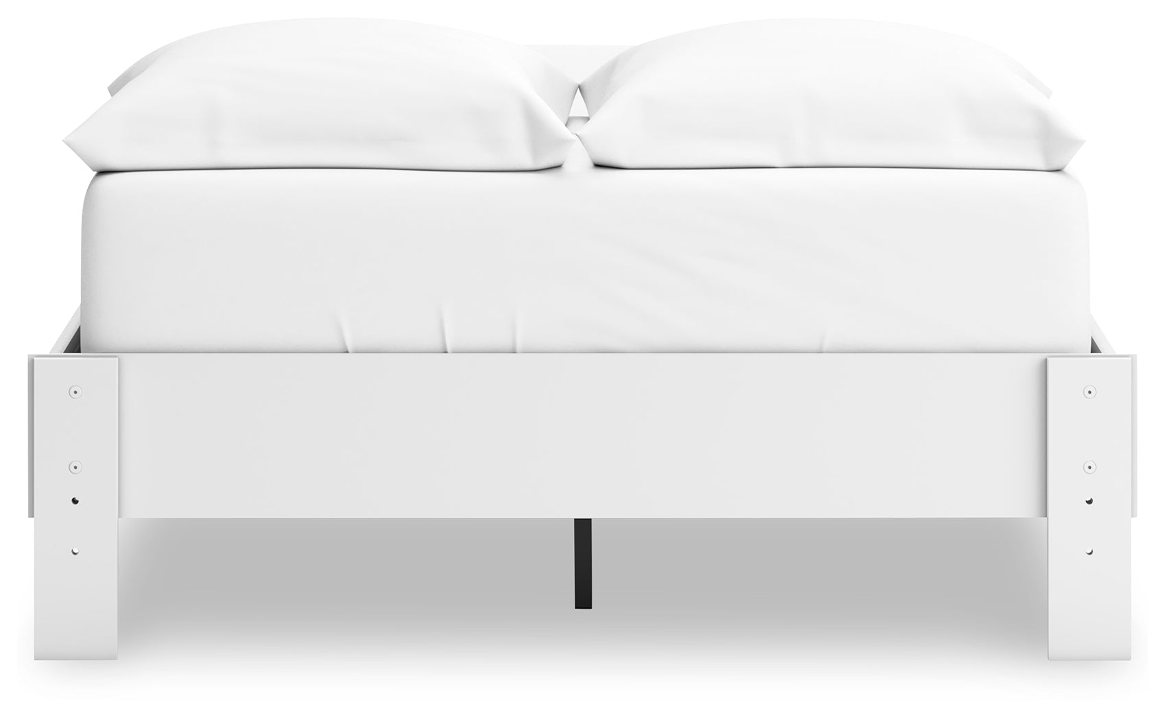 Hallityn Full Platform Bed with Dresser and Chest in White - PKG018818