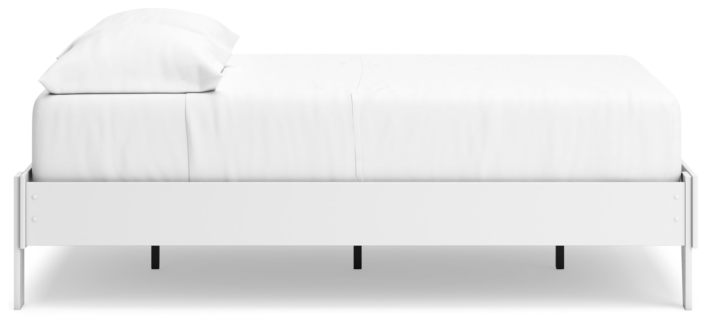 Hallityn Full Platform Bed with Dresser and Nightstand in White - PKG018817