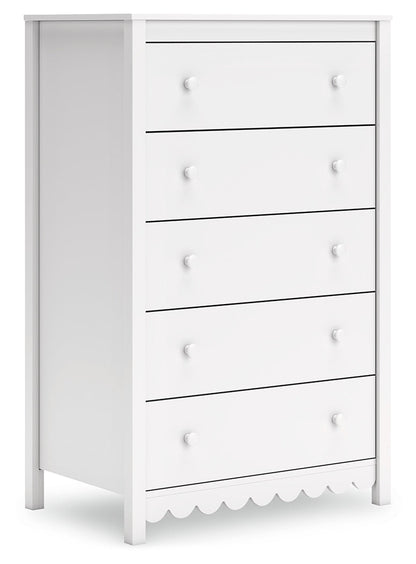 Hallityn Twin Panel Headboard with Dresser, Chest and Nightstand in White - PKG018831