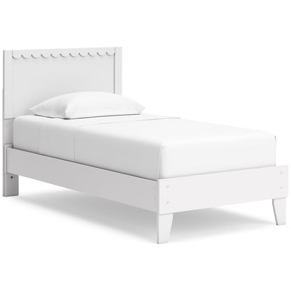 Hallityn Twin Panel Platform Bed with Dresser and Nightstand in White - PKG018837