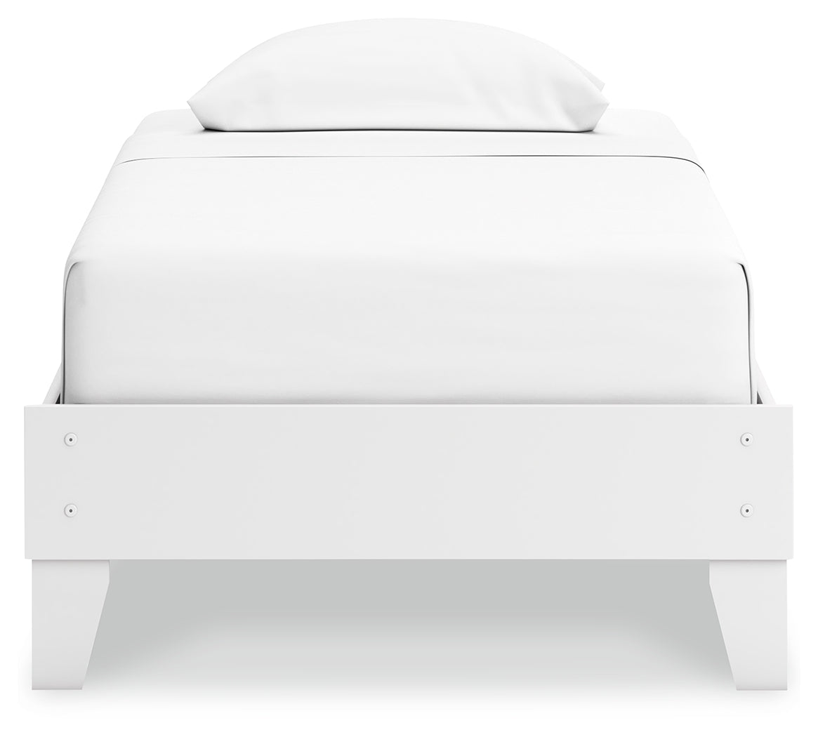 Hallityn Twin Platform Bed with Dresser and Nightstand in White - PKG018813
