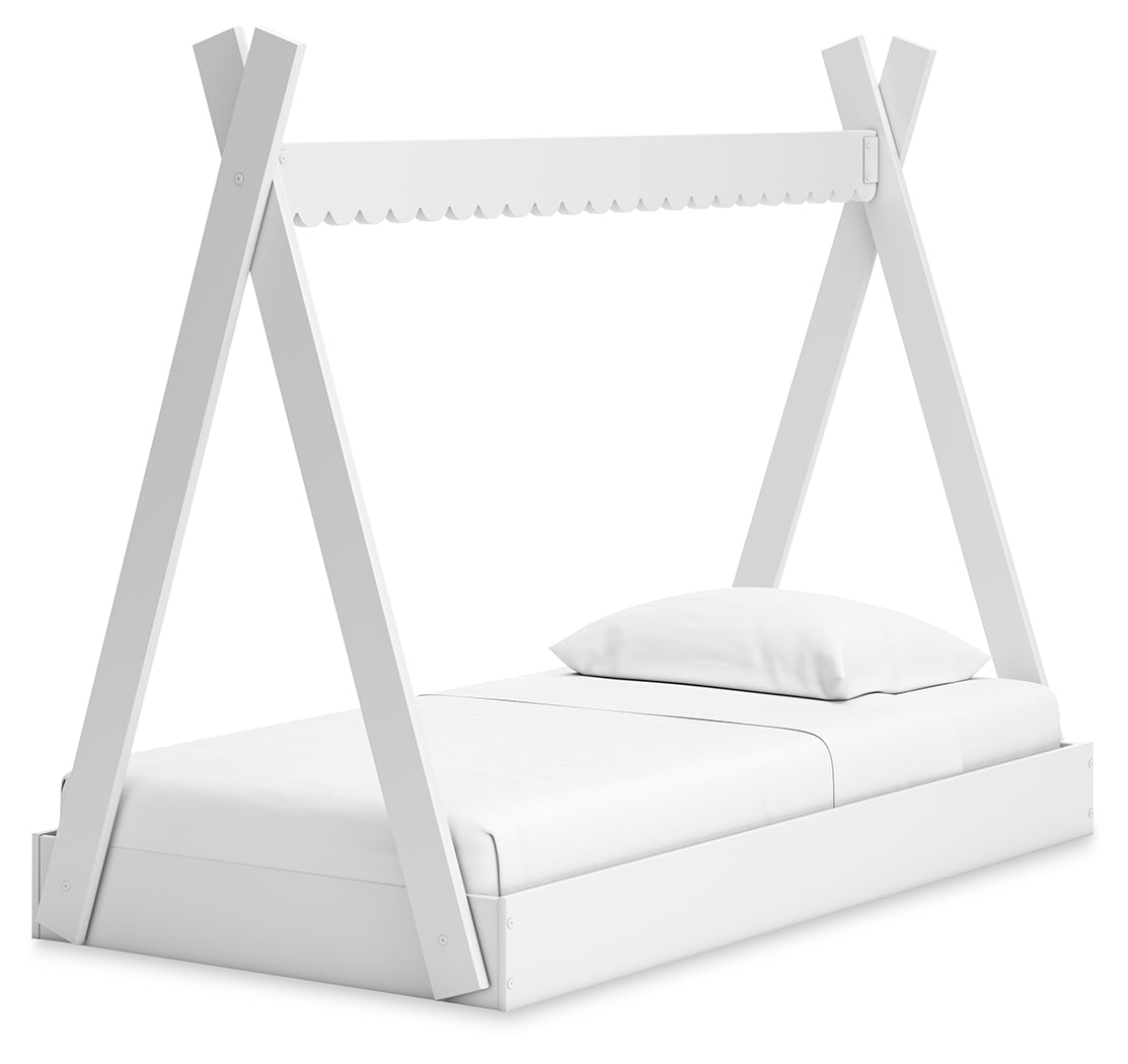 Hallityn Twin Tent Bed with Dresser, Chest and 2 Nightstands in White - PKG019027