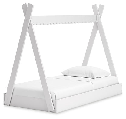 Hallityn Twin Tent Bed with Dresser, Chest and Nightstand in White - PKG018823
