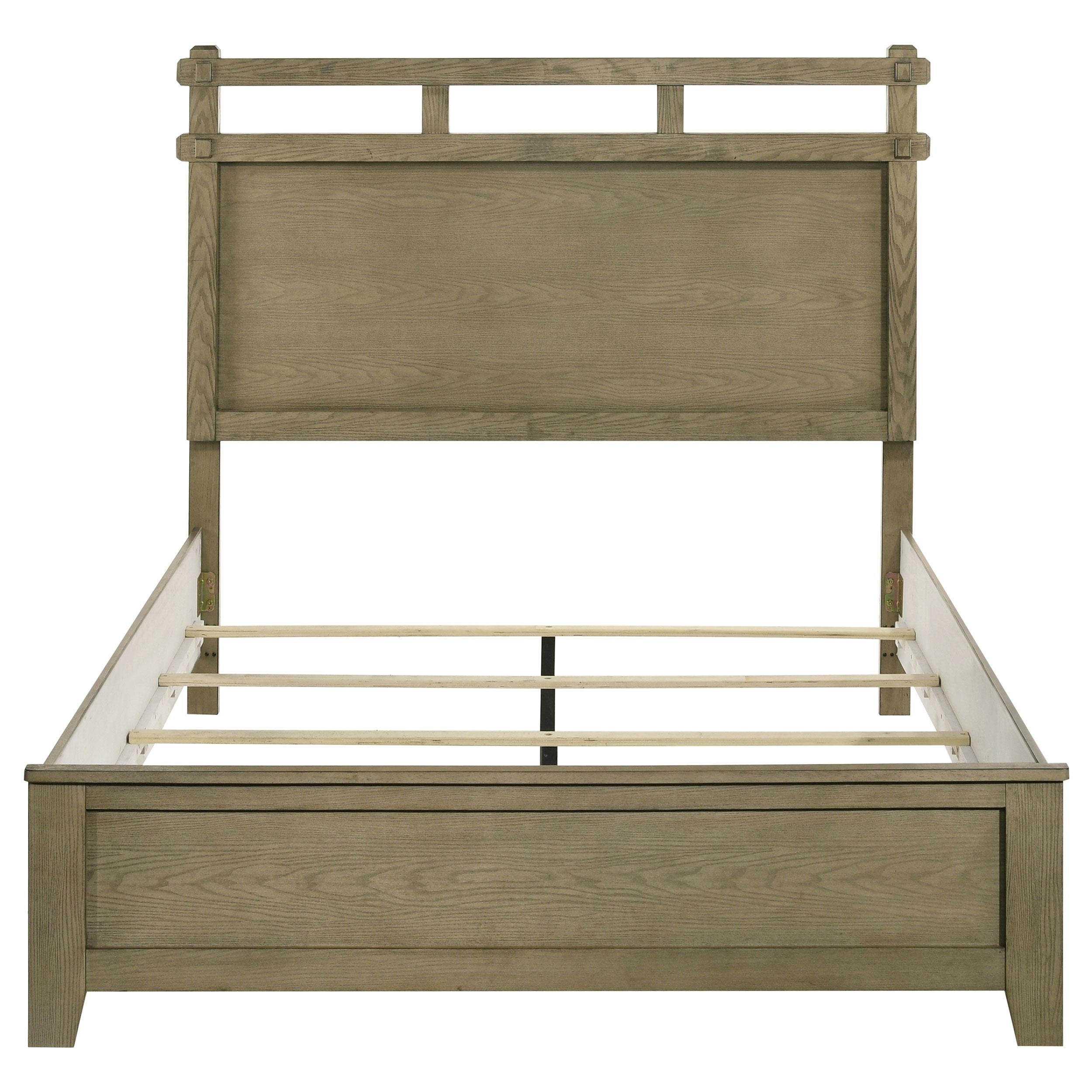 Hazlewood 59-inch Queen Panel Bed Vineyard Oak - 207531Q