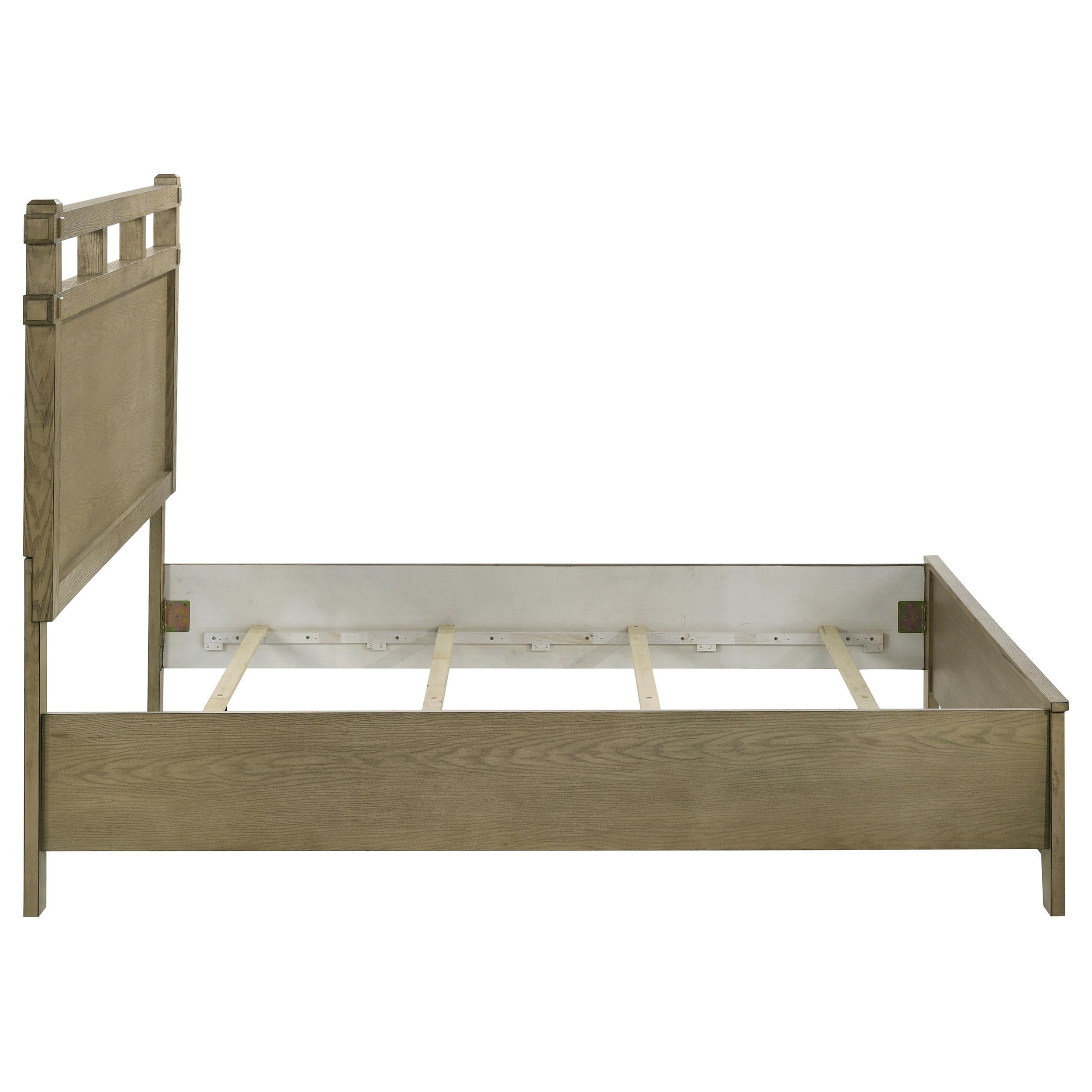 Hazlewood 59-inch Queen Panel Bed Vineyard Oak - 207531Q