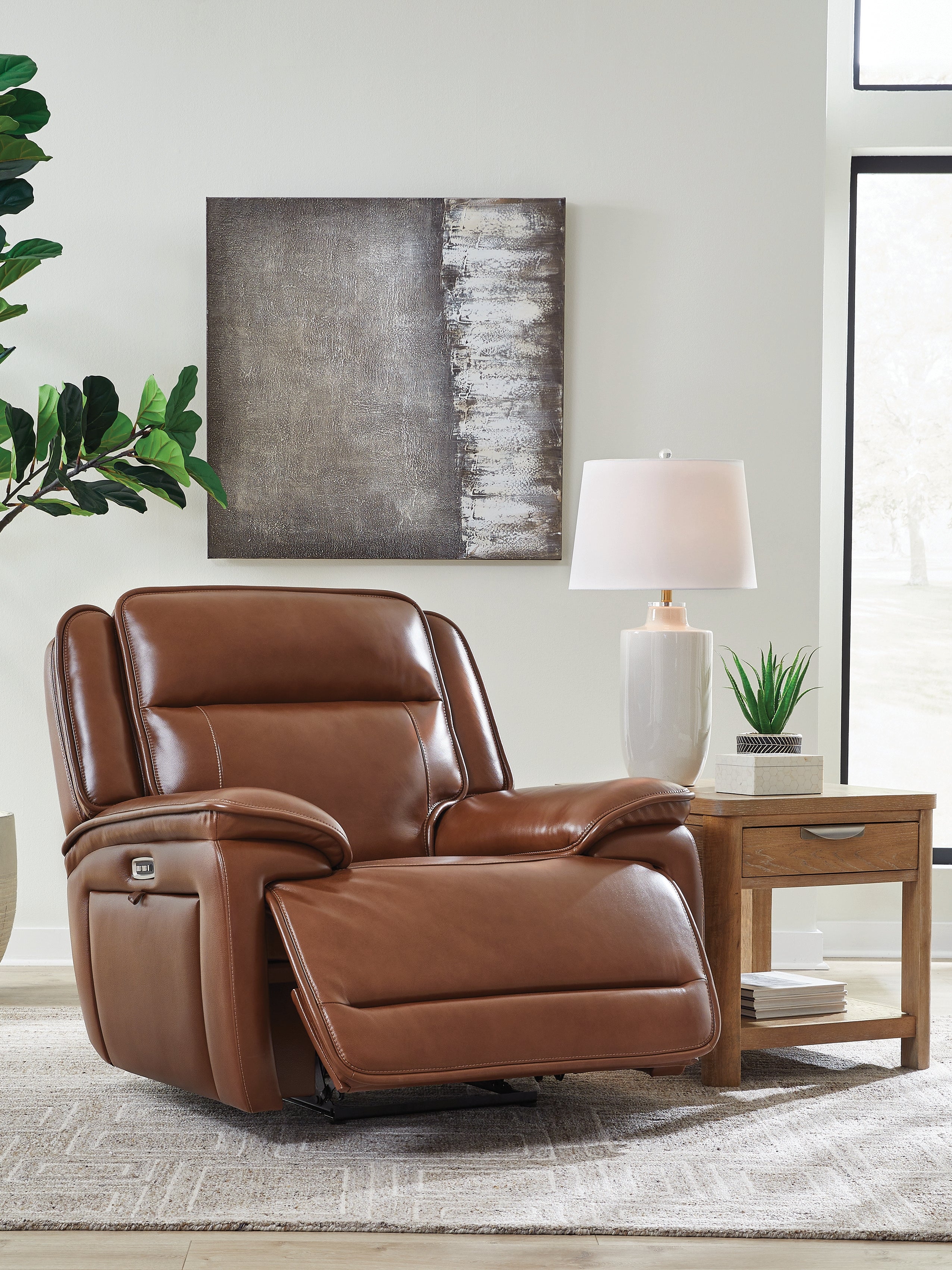 Healy Pier Chocolate Power Recliner - U1120413