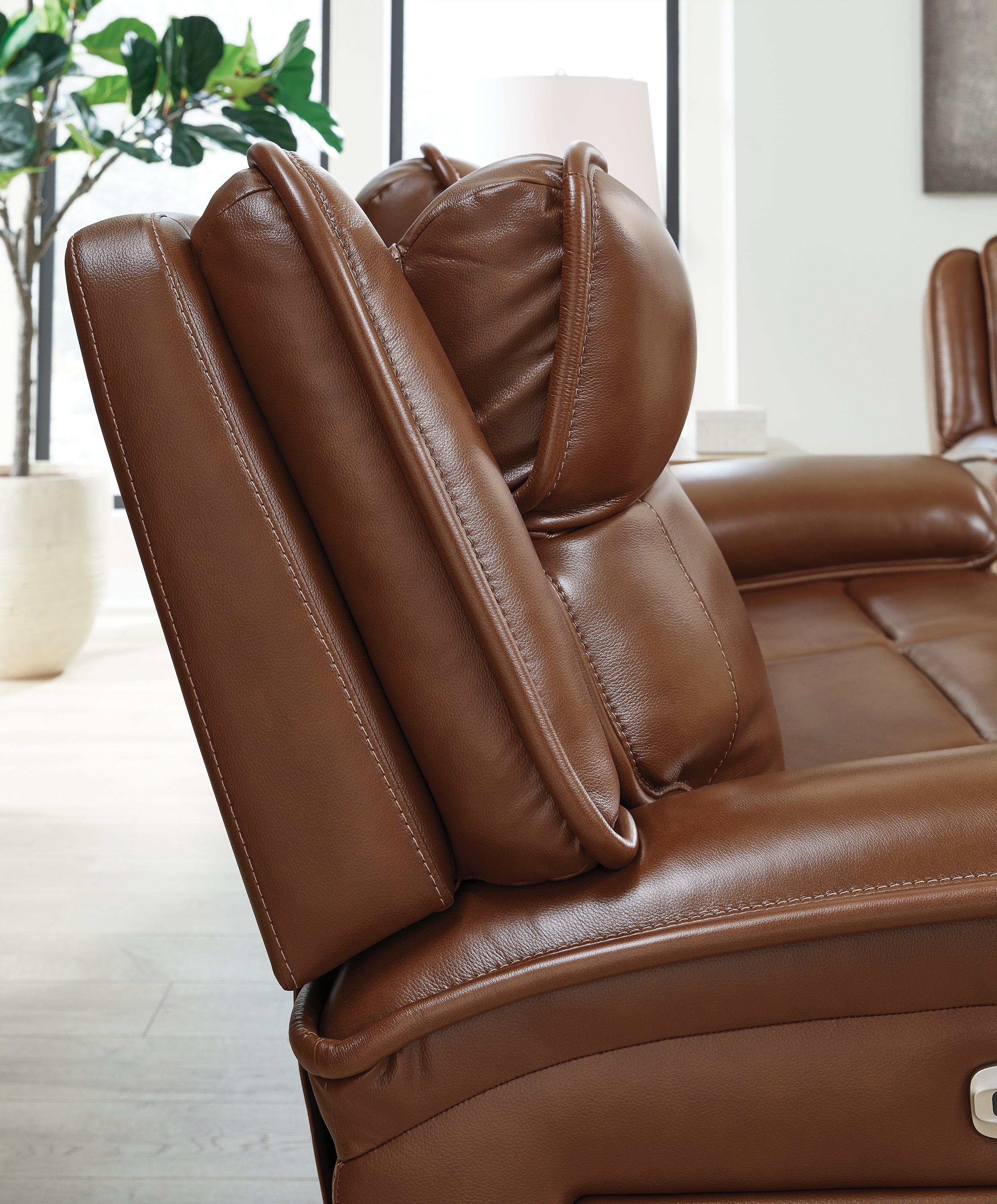 Healy Pier Chocolate Power Reclining Sofa - U1120415