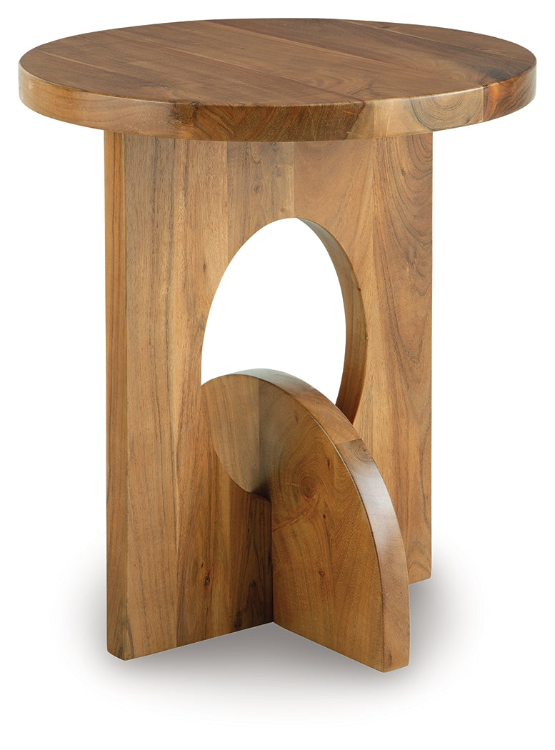 Hollbourne Brown Accent Table - A4000723