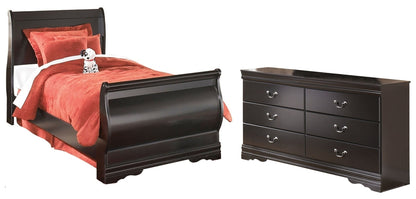 Huey Vineyard Twin Sleigh Bed with Dresser in Black - PKG002541