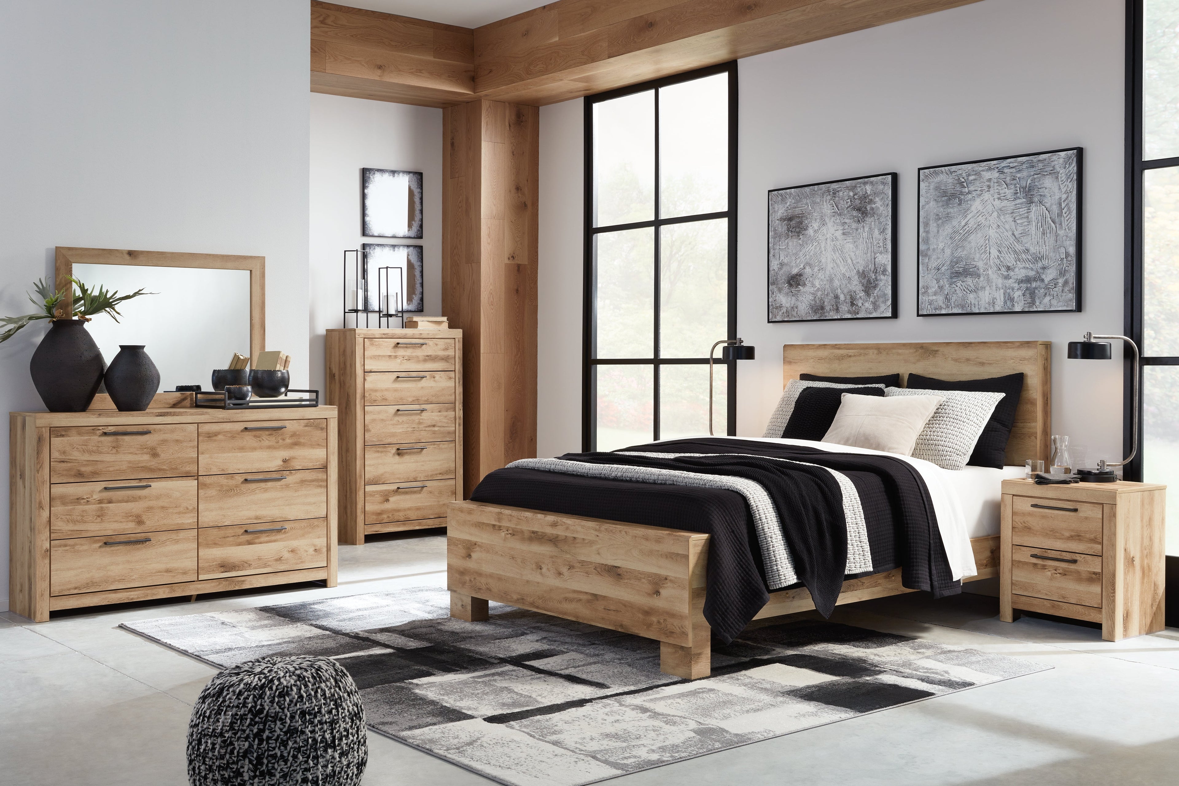 Hyanna Queen Panel Bed with Mirrored Dresser and 2 Nightstands in Tan Brown from Ashley - Luna Furniture