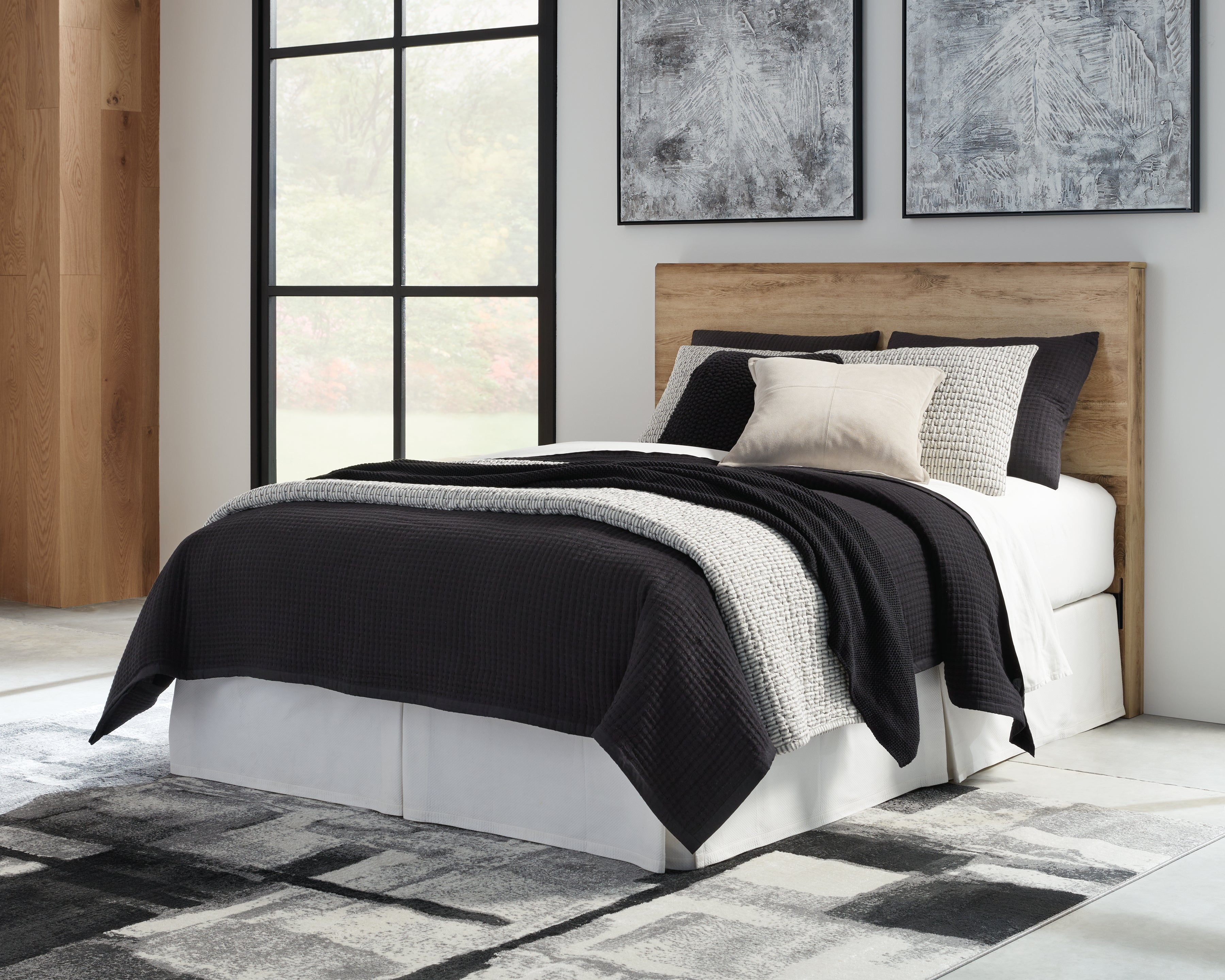 Hyanna Queen Panel Headboard with Mirrored Dresser and 2 Nightstands in Tan Brown from Ashley - Luna Furniture