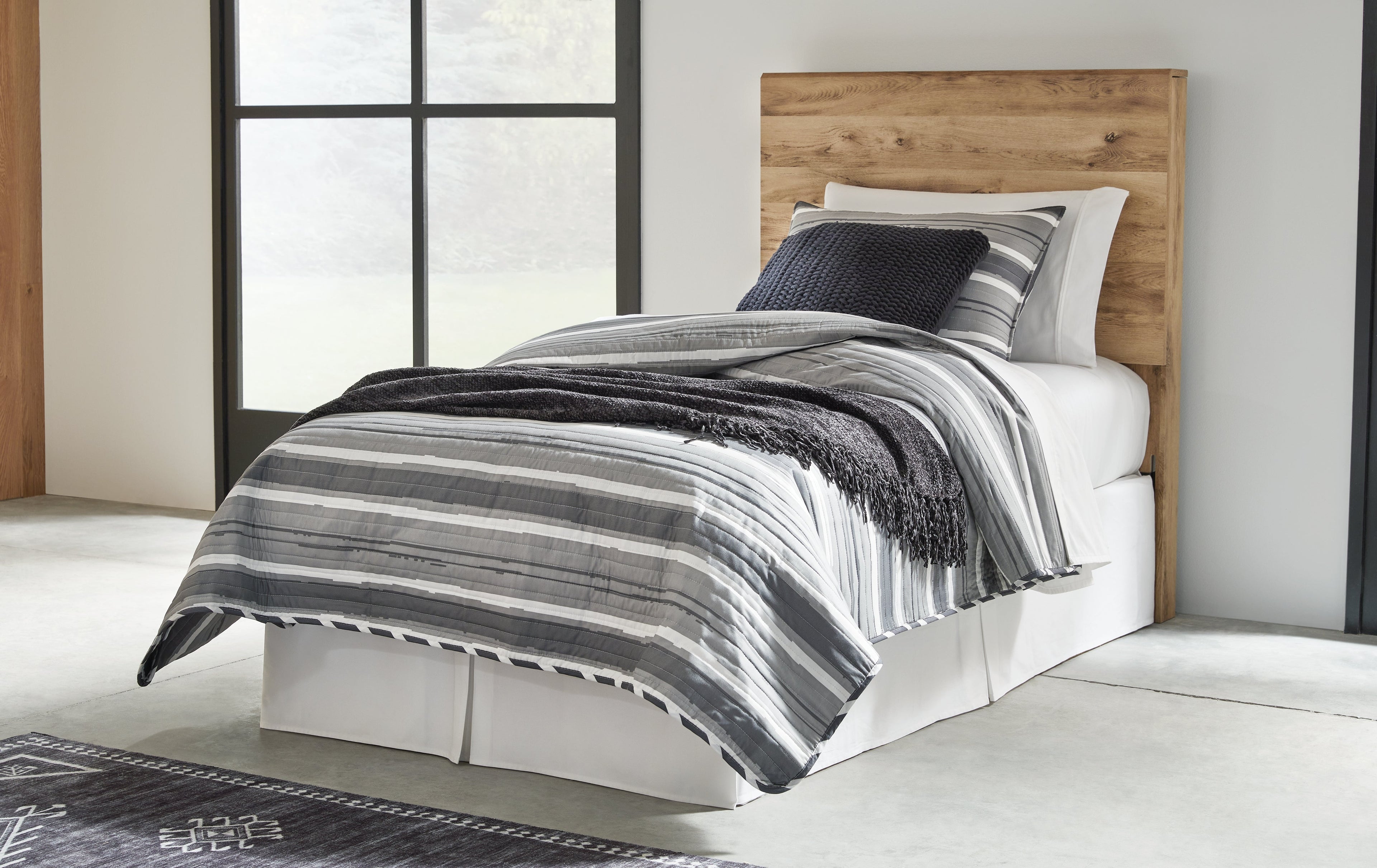 Hyanna Twin Panel Headboard with Mirrored Dresser in Tan Brown - PKG015271
