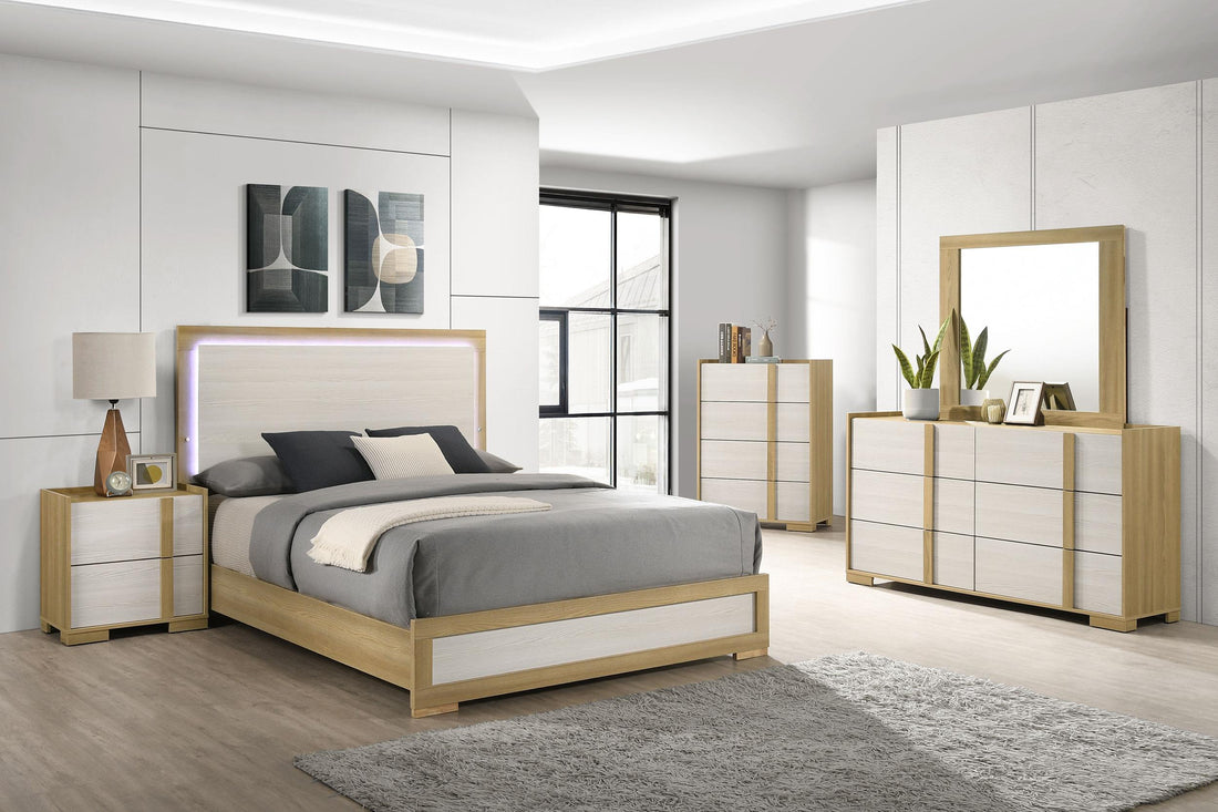 Hyland 5-piece Eastern King Bedroom Set Natural - 215651KE-S5