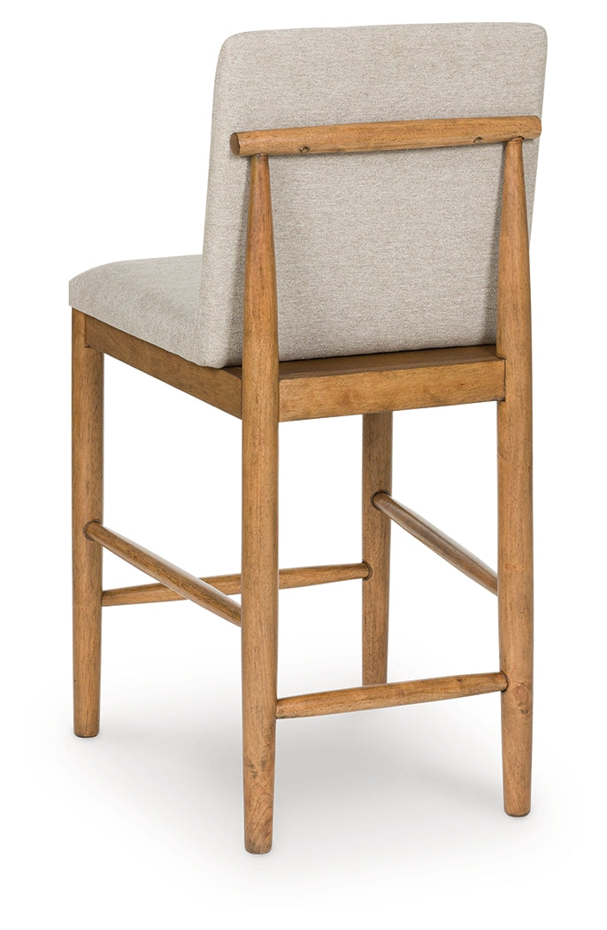 Isanti Light Brown Counter Height Barstool (Set of 2), Set of 2 - D752-124