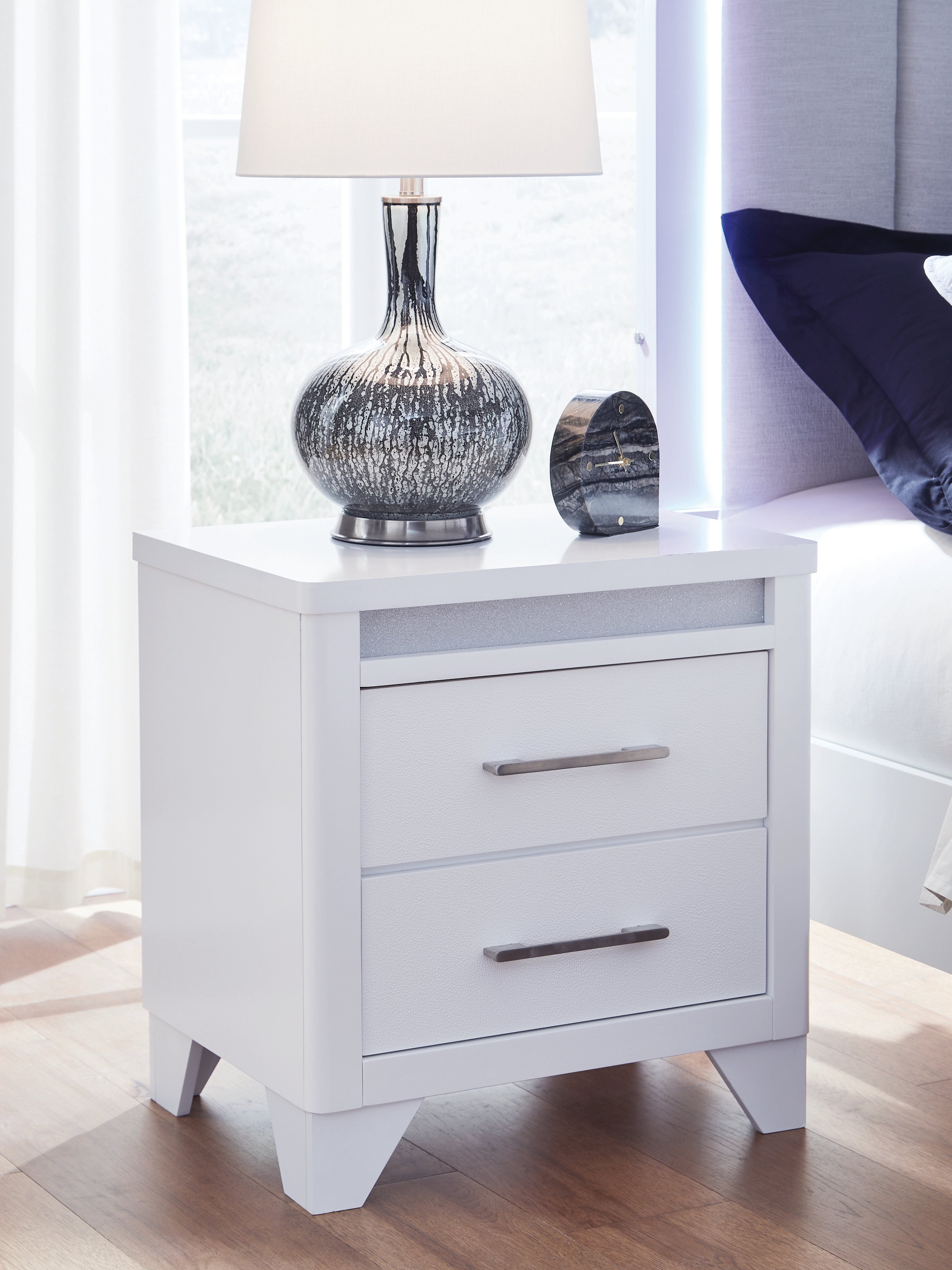 Jarlee White Nightstand - PCB392-92