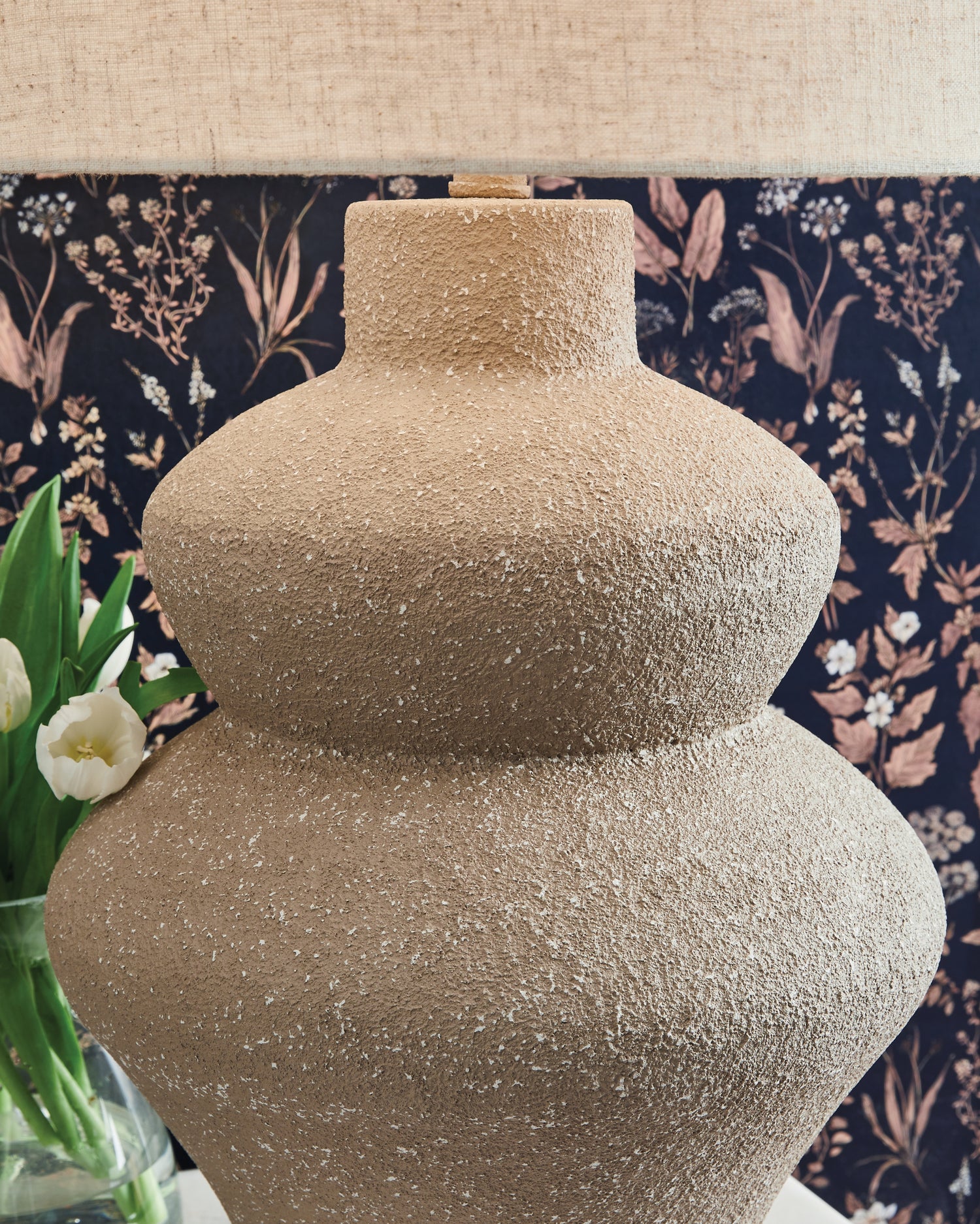 Jossleigh Beige Table Lamp - L207624