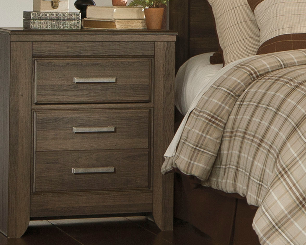 Juararo California King Panel Bed, Dresser, Chest and Nightstand - B251B46