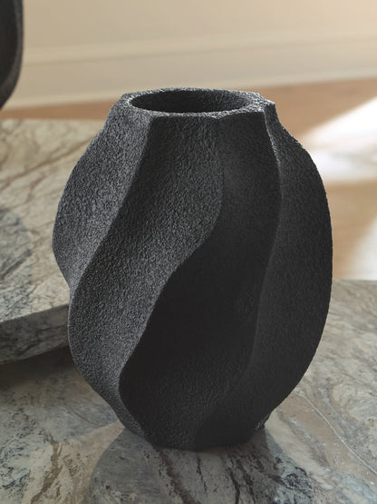 Judworth Black Vase - A2000875
