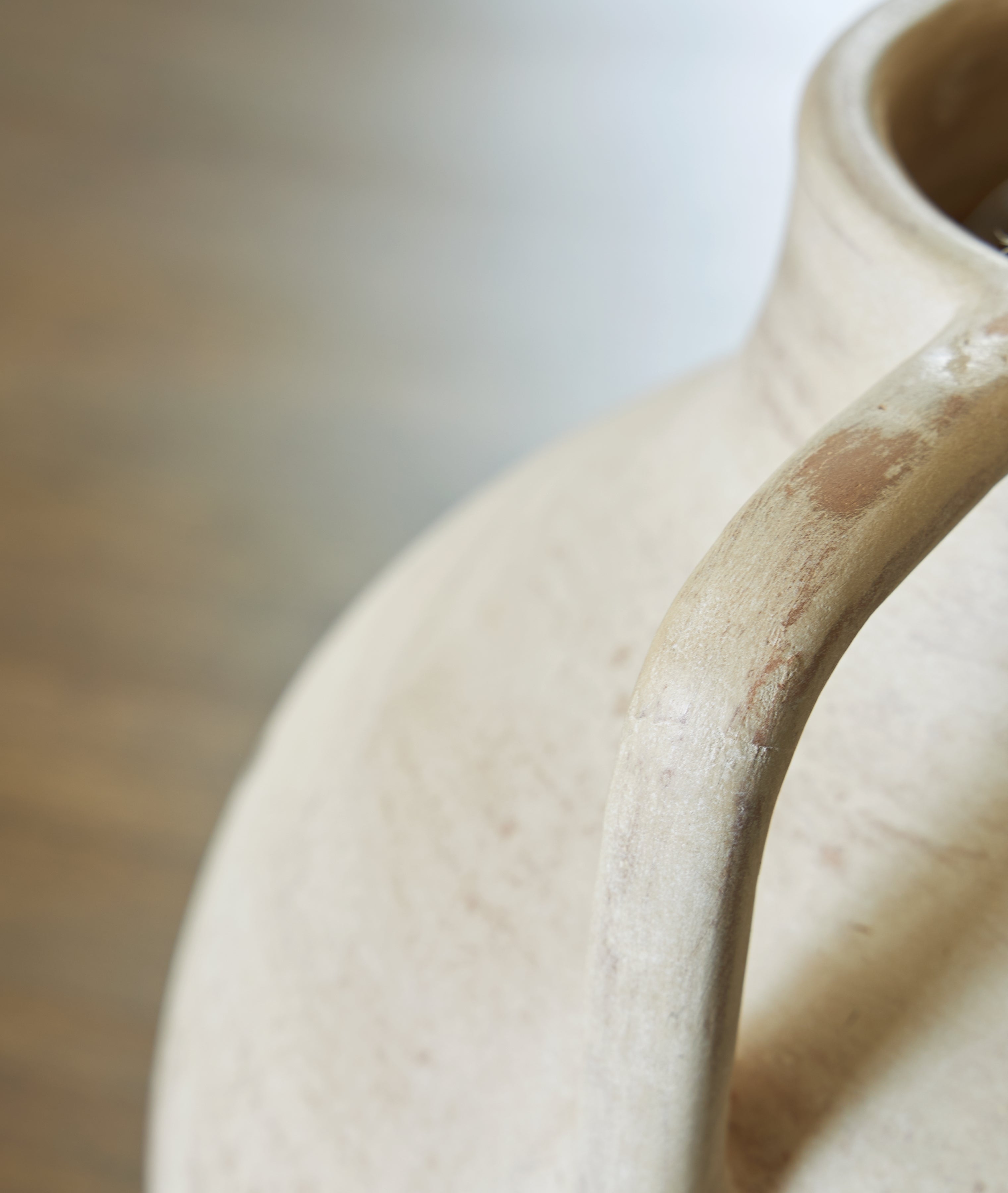 Justy Antique Beige Vase - A2000882